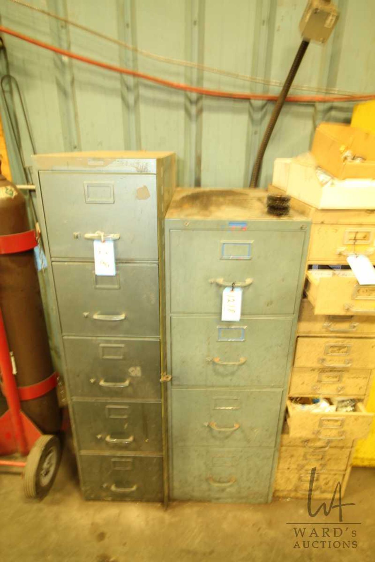 2 FILE CABS, D/P METAL DESK