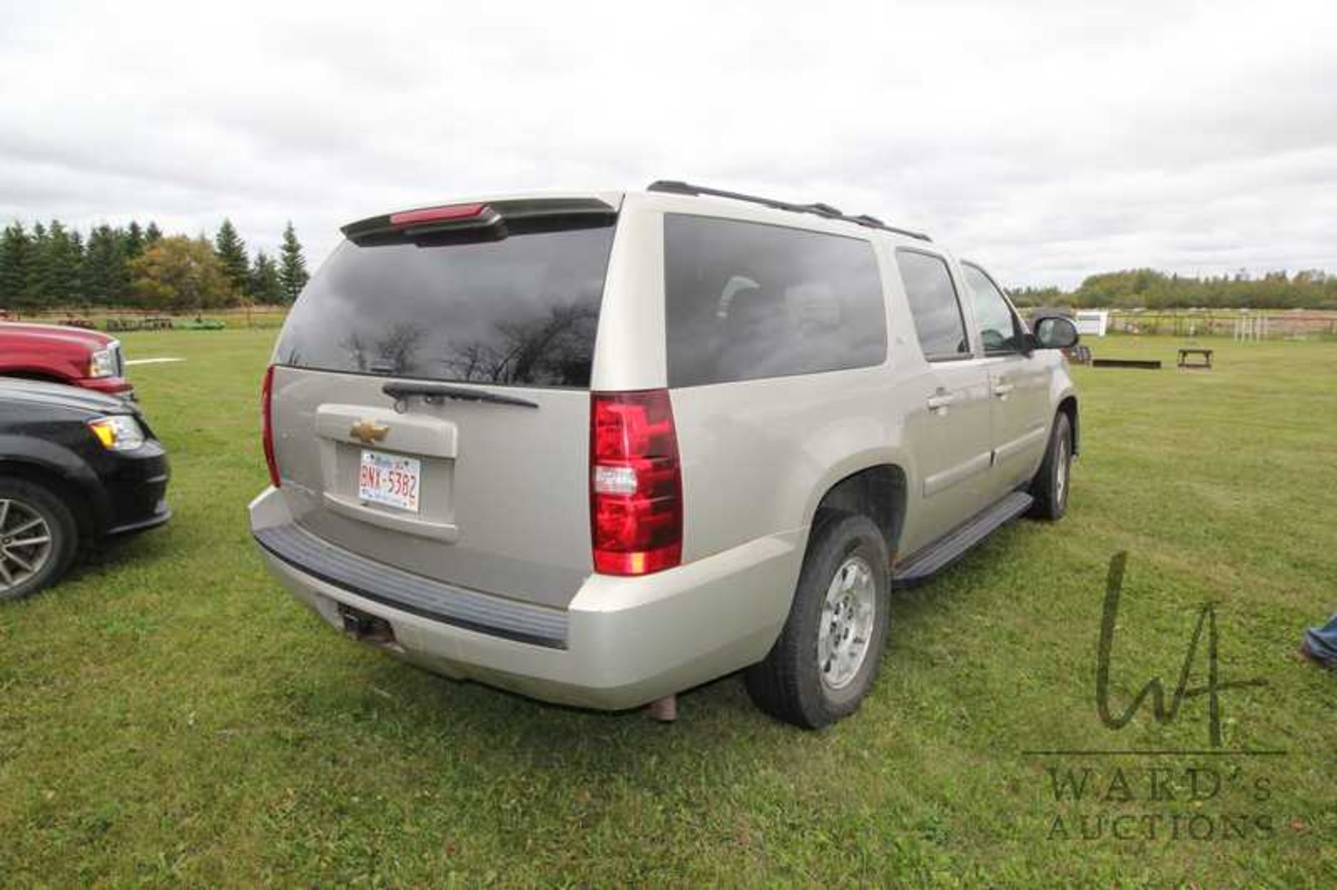 2007 CHEV SUBURBAN, MOD LT, 7 PASS,VORTEX ENGINE, 4X4 ENG. HRS 4283, 307581KM, S/N 1GNFK16327J167886 - Image 5 of 10