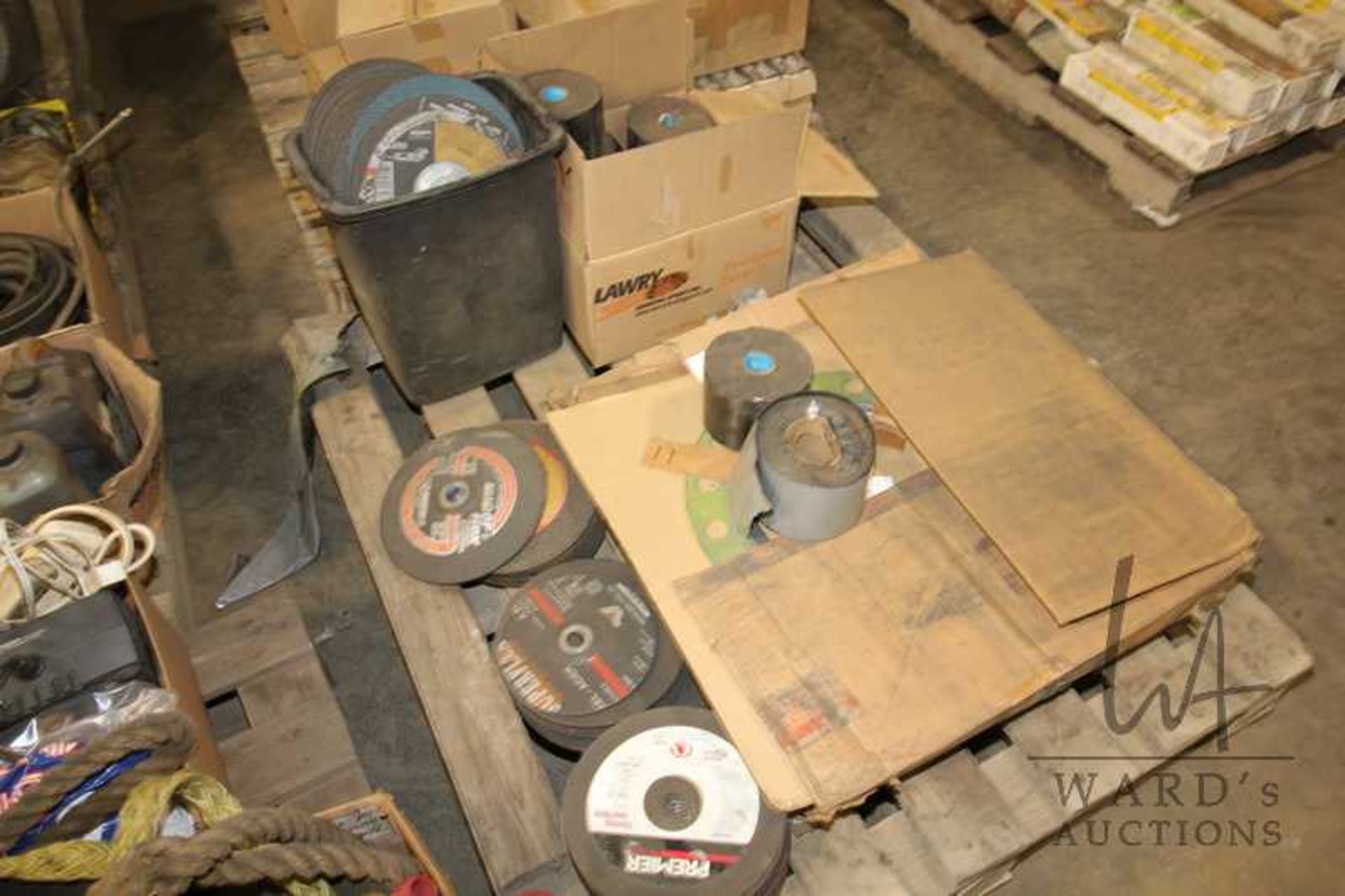 PALLET OF GASKETS,DISCO & TAR TAPE