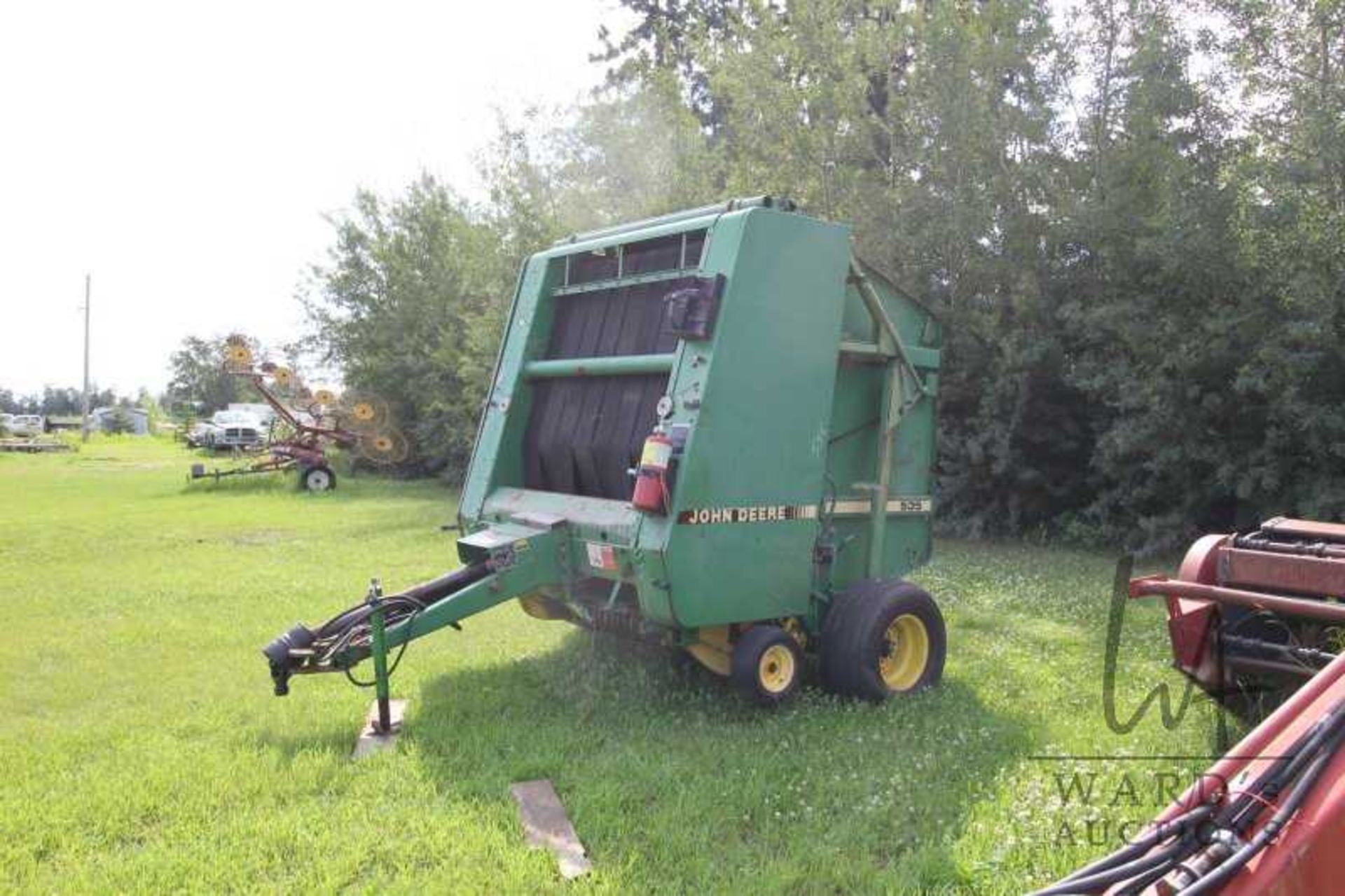 JOHN DEERE MODEL 535 ROUND BALER, TWINE, S/N E00535X806701