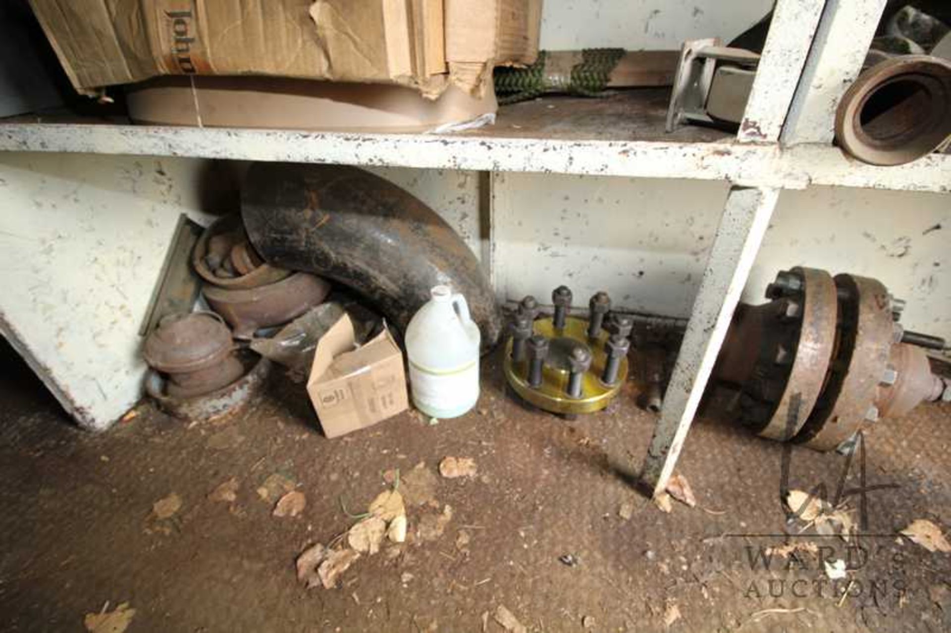 CONTENTS OF 40FT SEACAN AND WHITE METAL BUILDING - Image 8 of 14