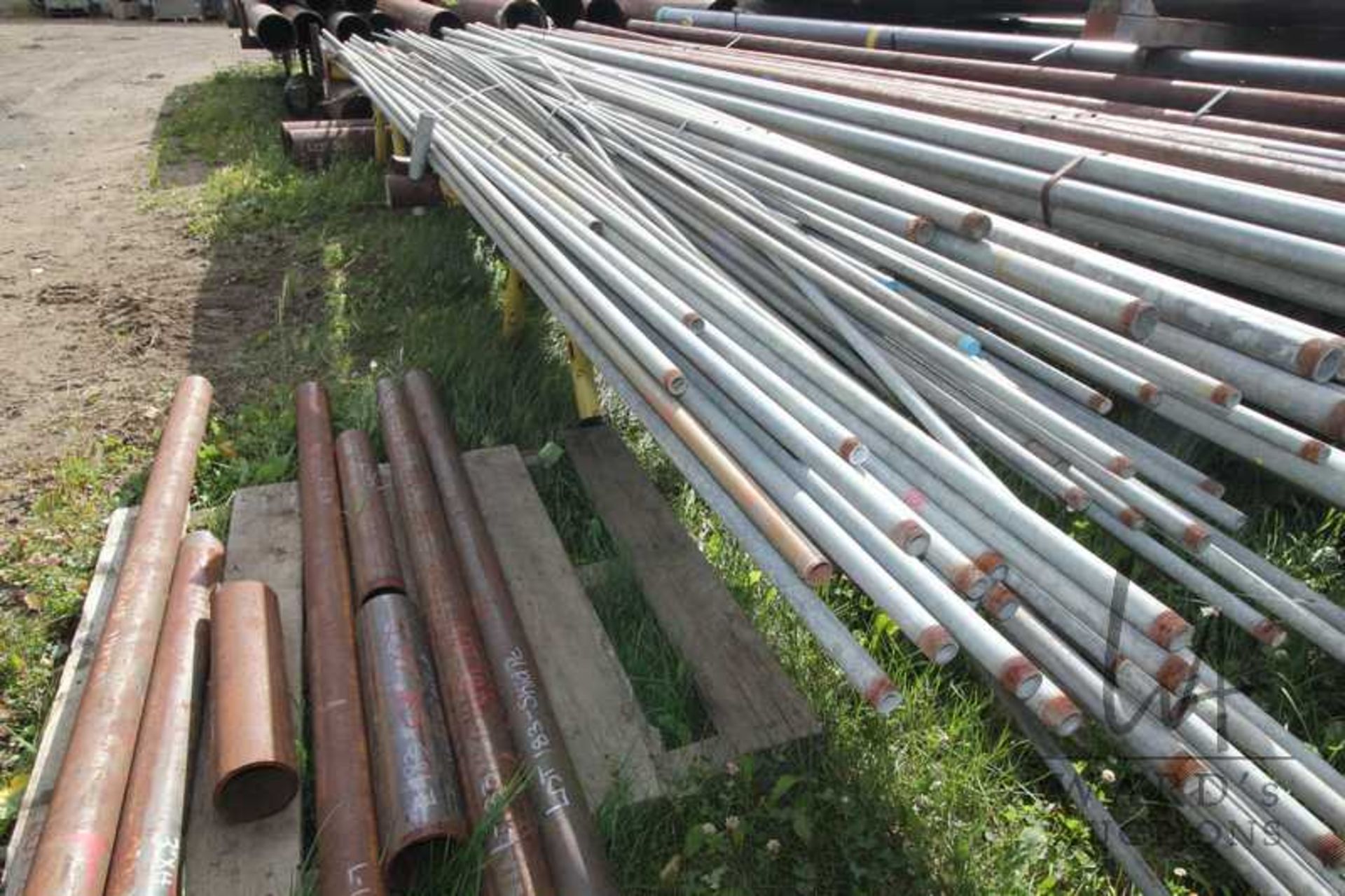 303FT 1.2IN THREADED PIPE GALVANIZED