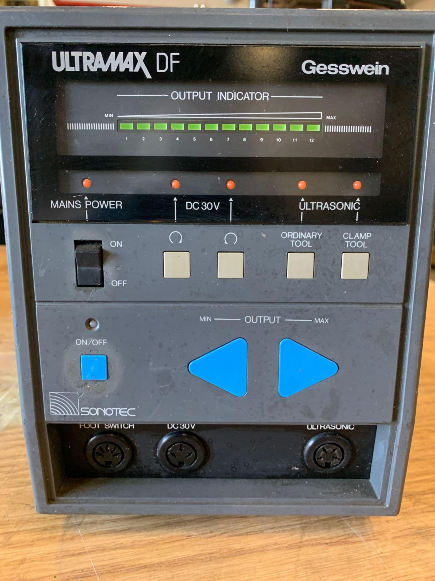 Ultramax DF Gesswein Output Indicator Sonotec, 115V, DC 30V, s/n: M52-0485 - Image 3 of 7