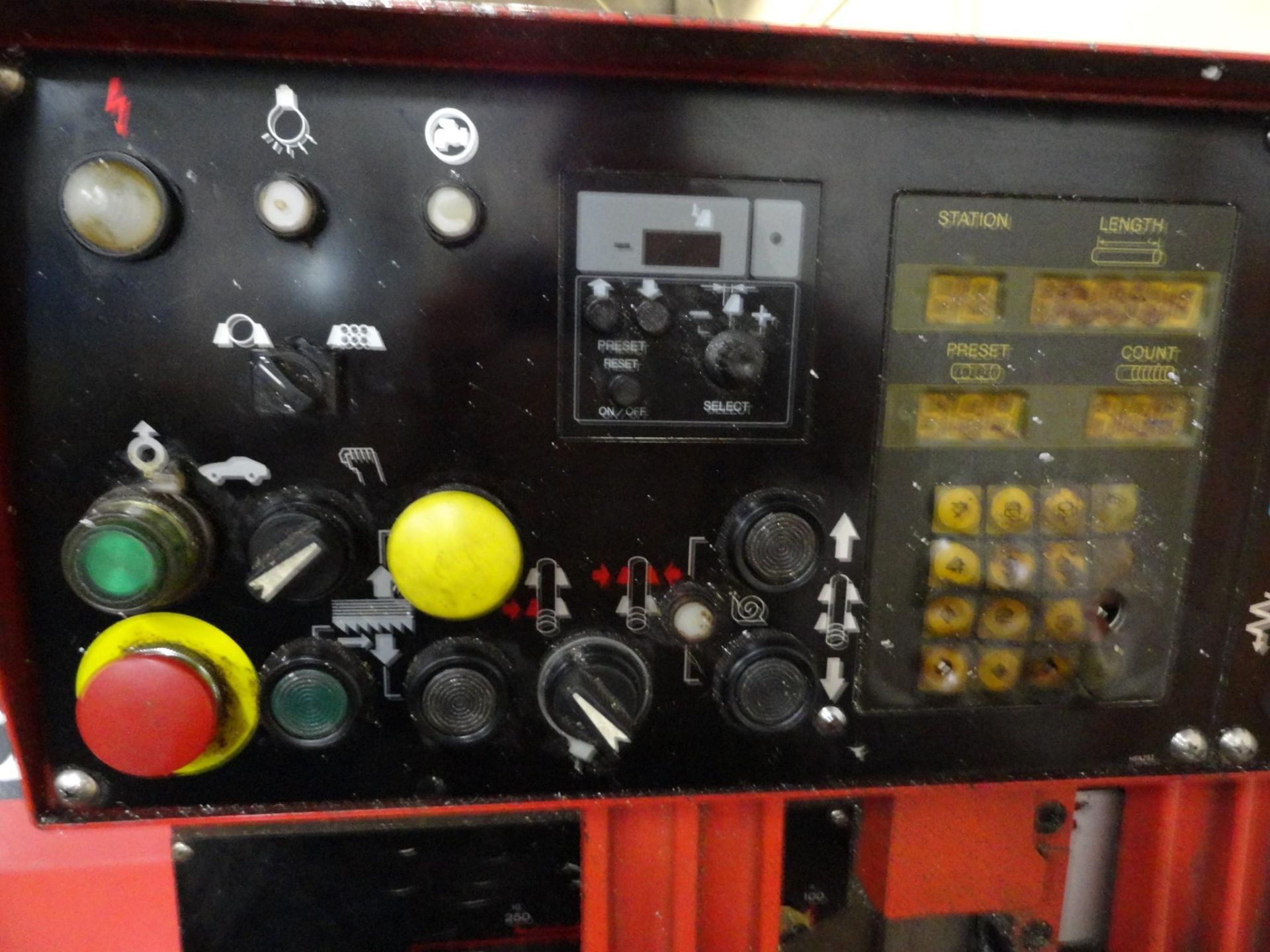 Amada HAD-250W Automatic Band Saw, Serial Number 250-20166 - Image 9 of 23