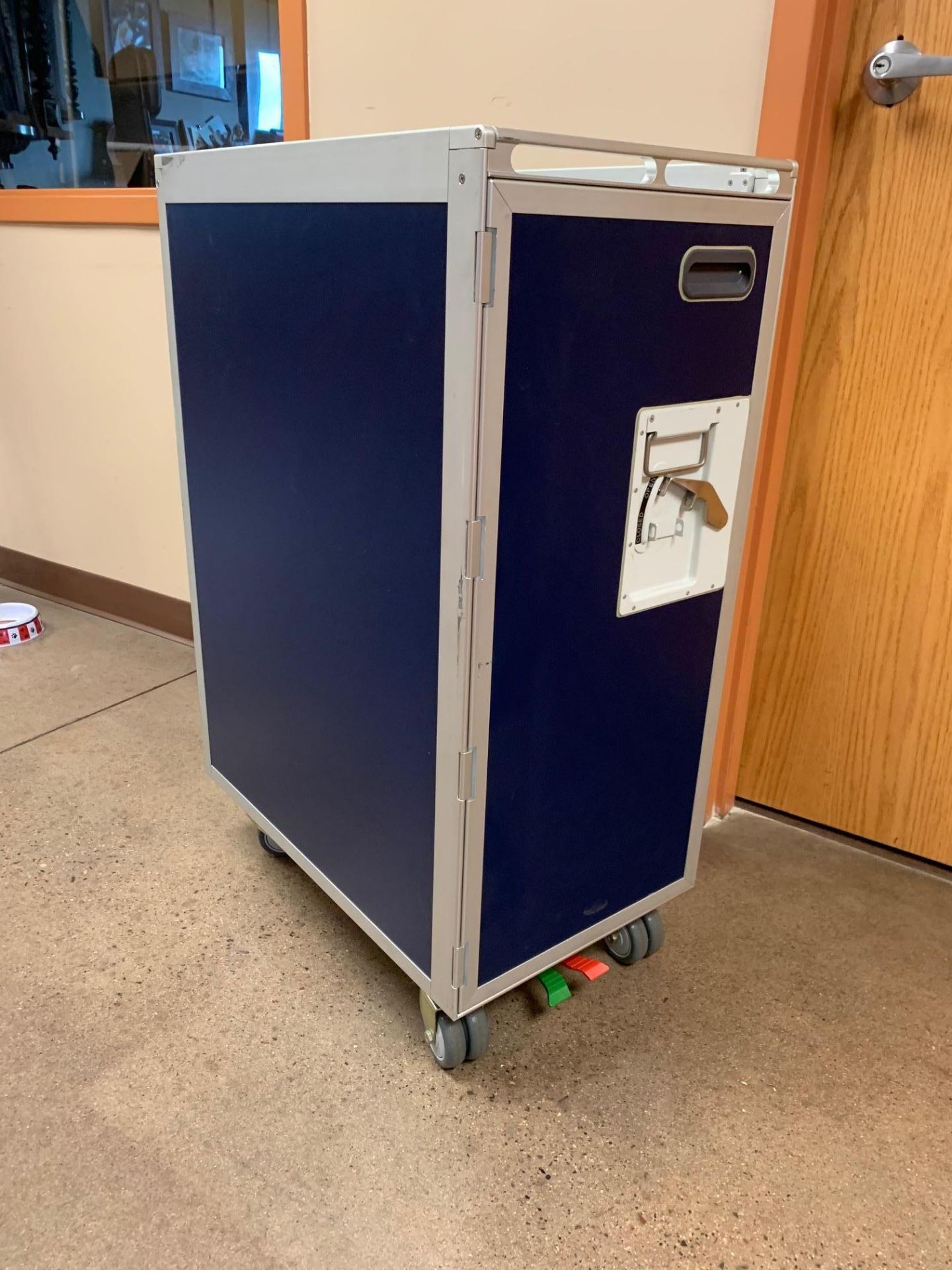 Unused Blue Airline Trolley Driesseen Type, Aluminum Shelves, Airplane Galley - Image 3 of 12