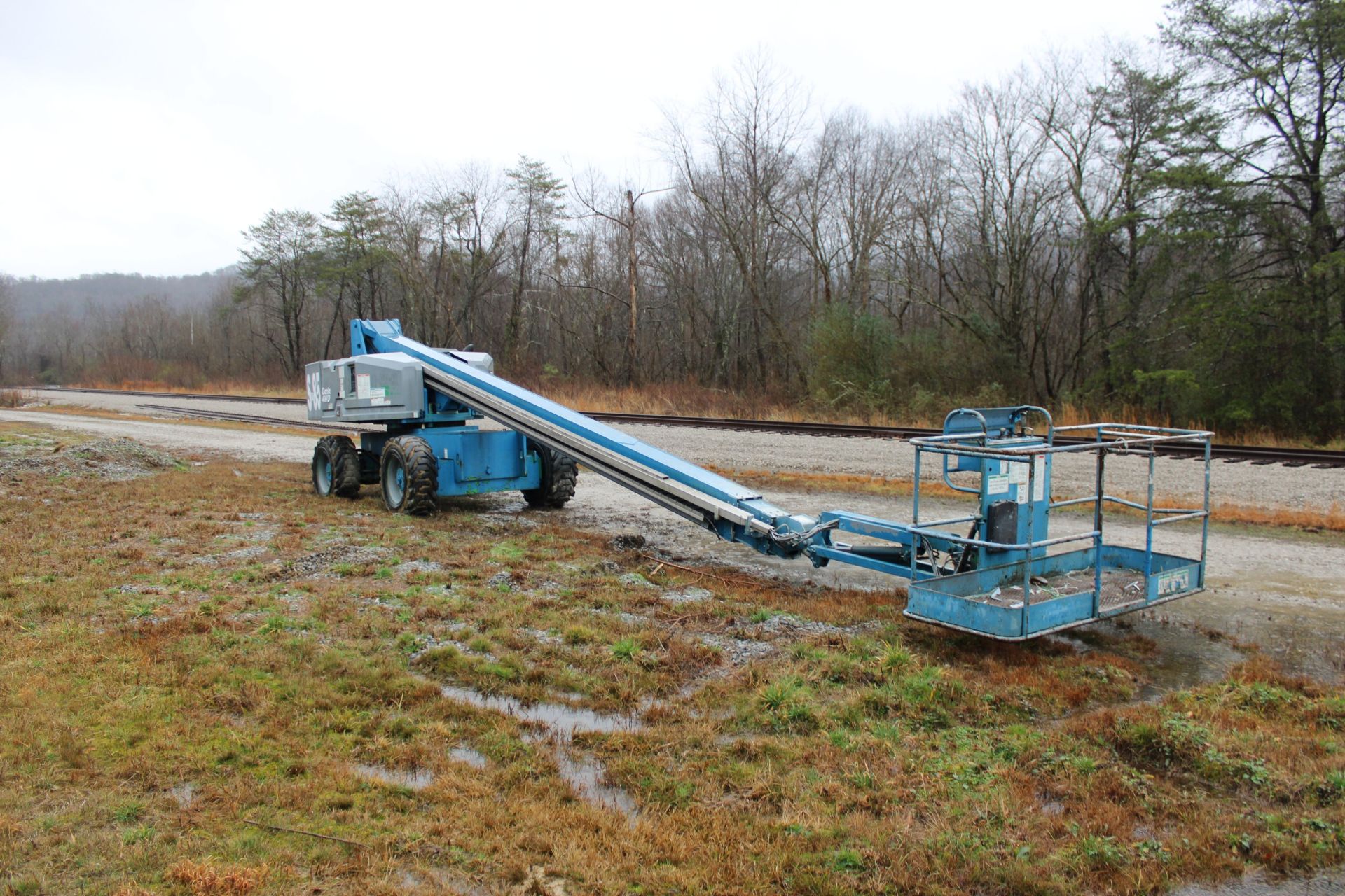 Genie S85 Manlift, Diesel, 4 x 4, Extendable Axle, Rebuilt Motor 01/20 - Image 6 of 6