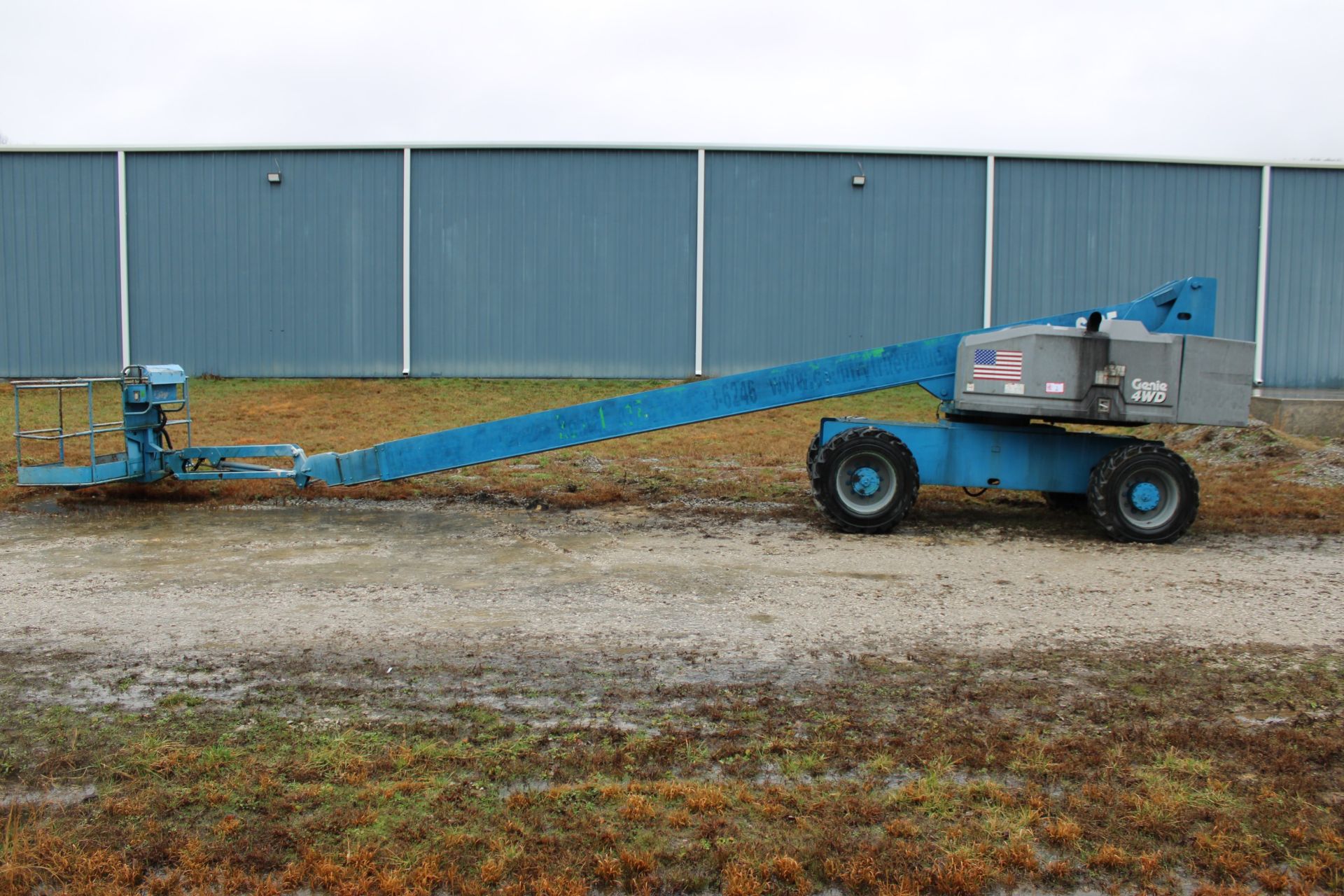 Genie S85 Manlift, Diesel, 4 x 4, Extendable Axle, Rebuilt Motor 01/20