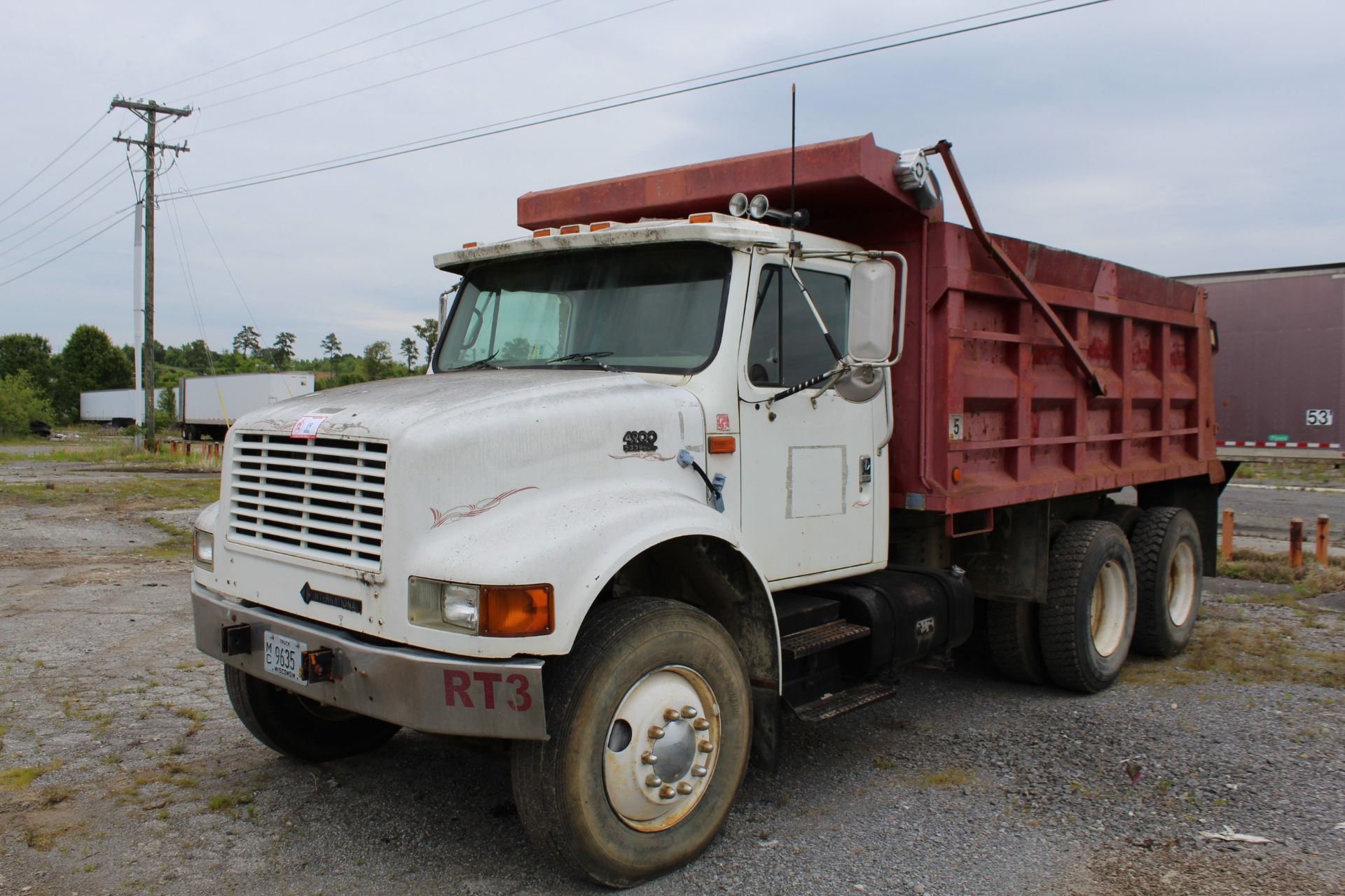 1999 International 4900 Tandem Axle Dump Truck, Detroit 530 Diesel, 10 Speed, 14' Fox Bodies Dump, - Image 3 of 5