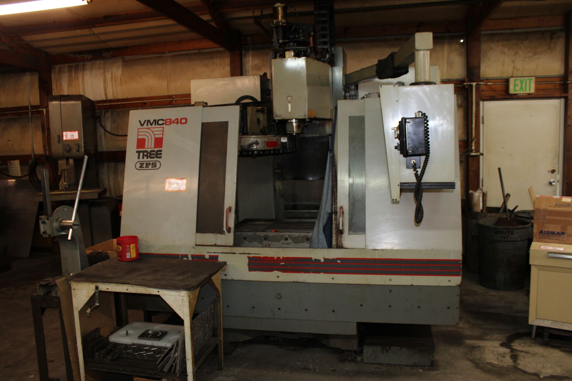 Tree Model 3VPS VMC840 CNC Vertical Machining Center w/ Dynapath Delta CNC Controls