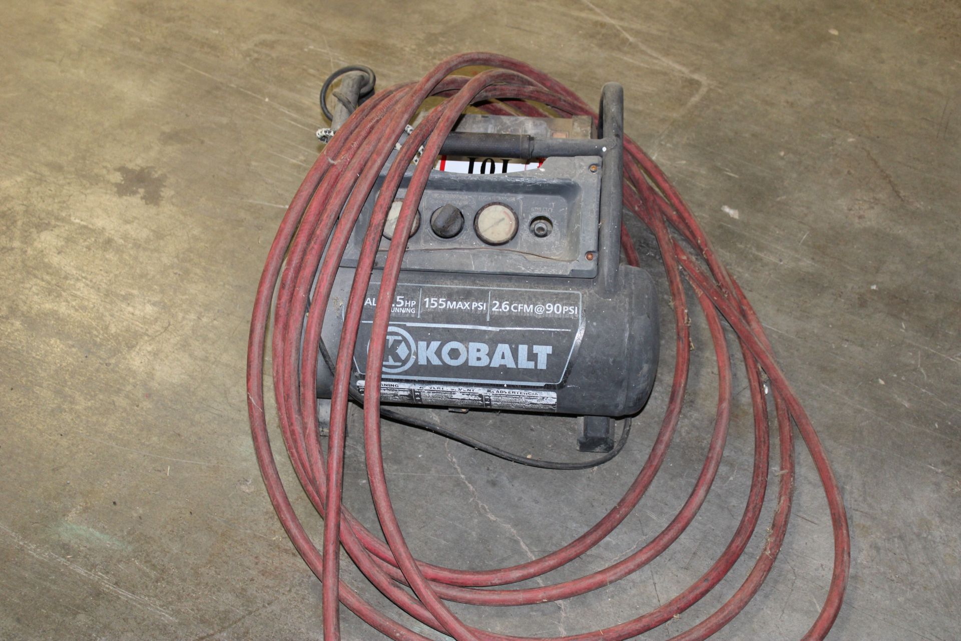 Kobalt 3 Gallon Portable Air Compressor - Image 2 of 2