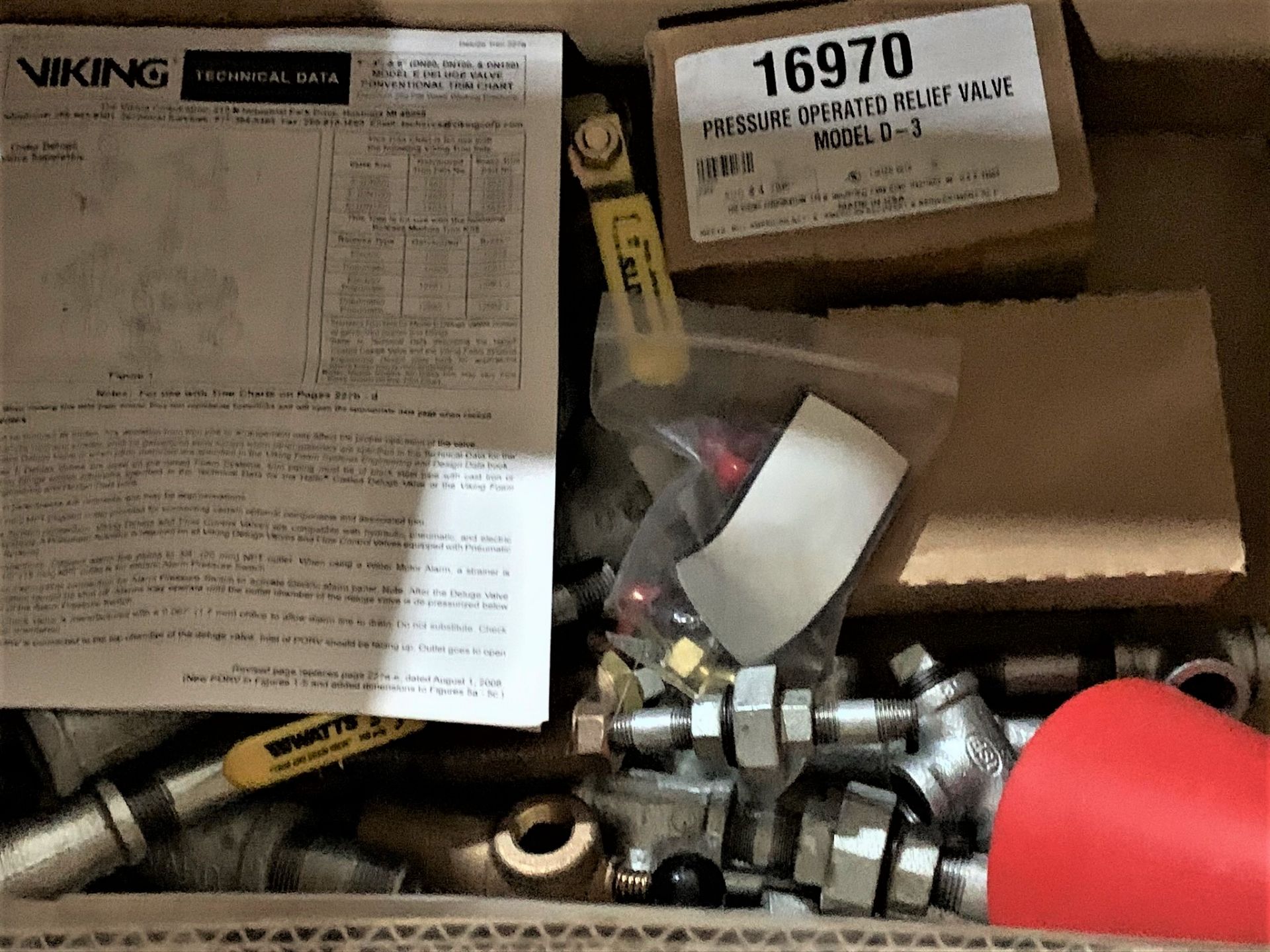 Lot of Assorted Valves, Actuators, & Fittings - Image 5 of 7