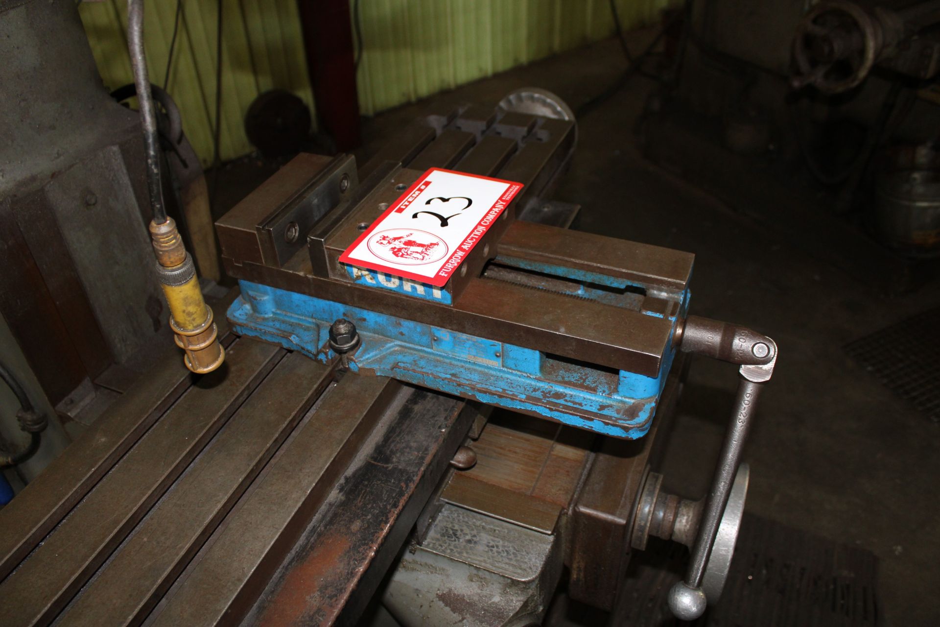 Kurt 6" Jaw Vise