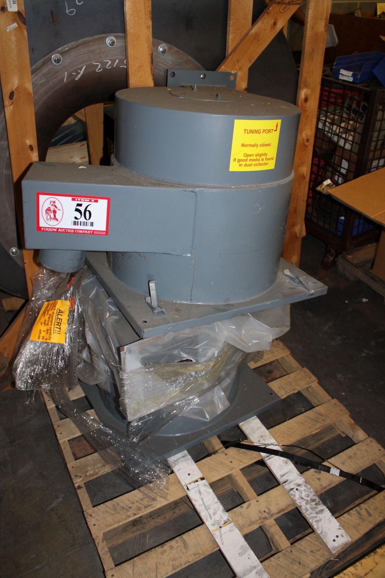 Contents of Pallet: (2) 5" Blower Mount/Section Manifolds