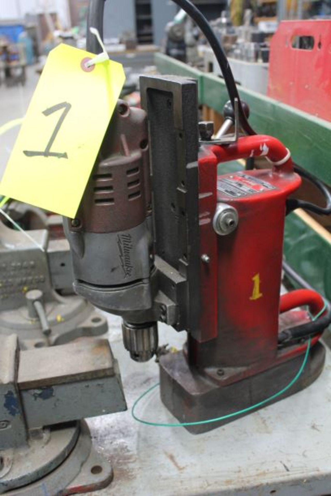 Milwaukee Portable Magnetic Base Drill