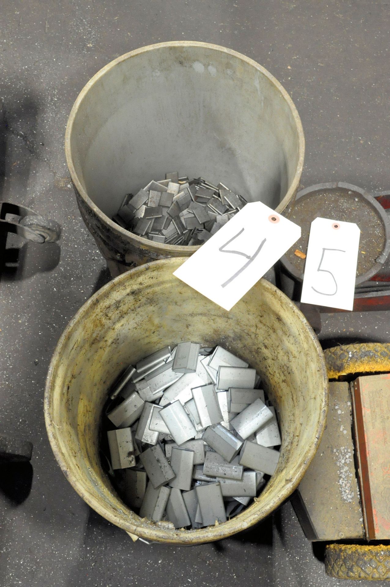 Lot-Steel Banding Outfit with Tools, Supplies and (2) Extra Banding Carts - Image 3 of 3