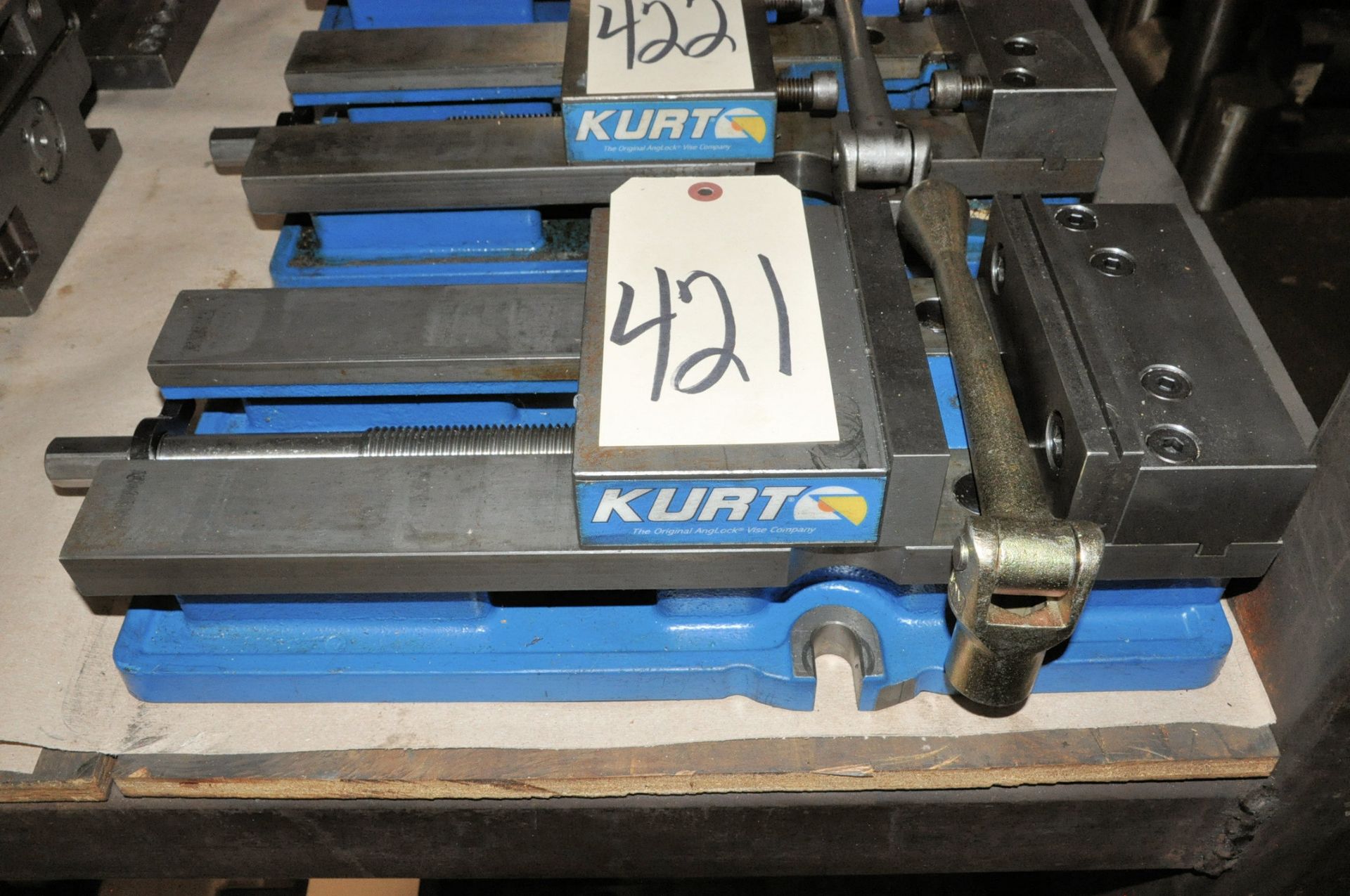 Kurt 6" Machine Vise