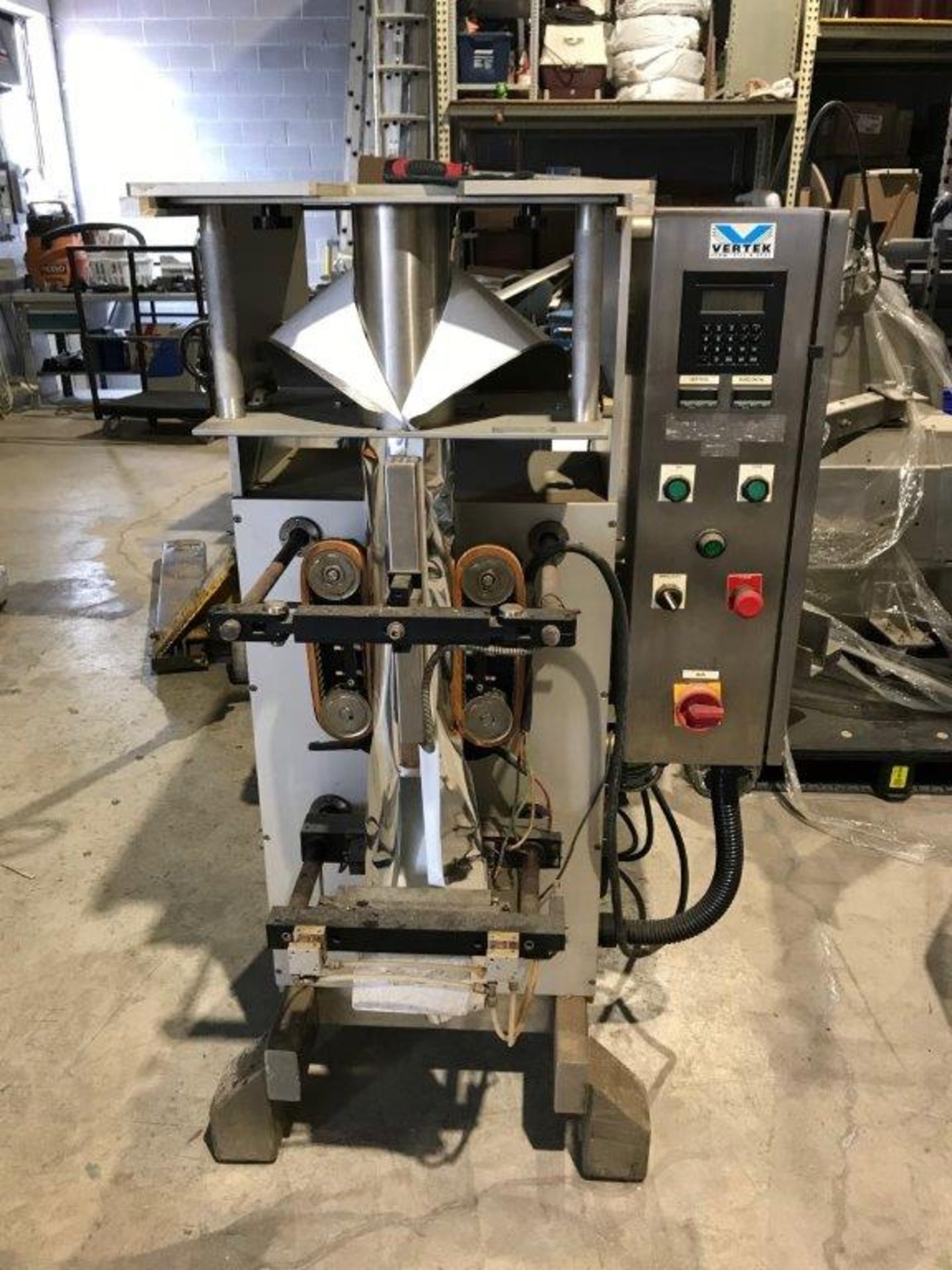 WEIGHPACK VERTICAL FFS MACHINE, MODEL VERTEK 750. - LOCATION - AURORA, ONTARIO