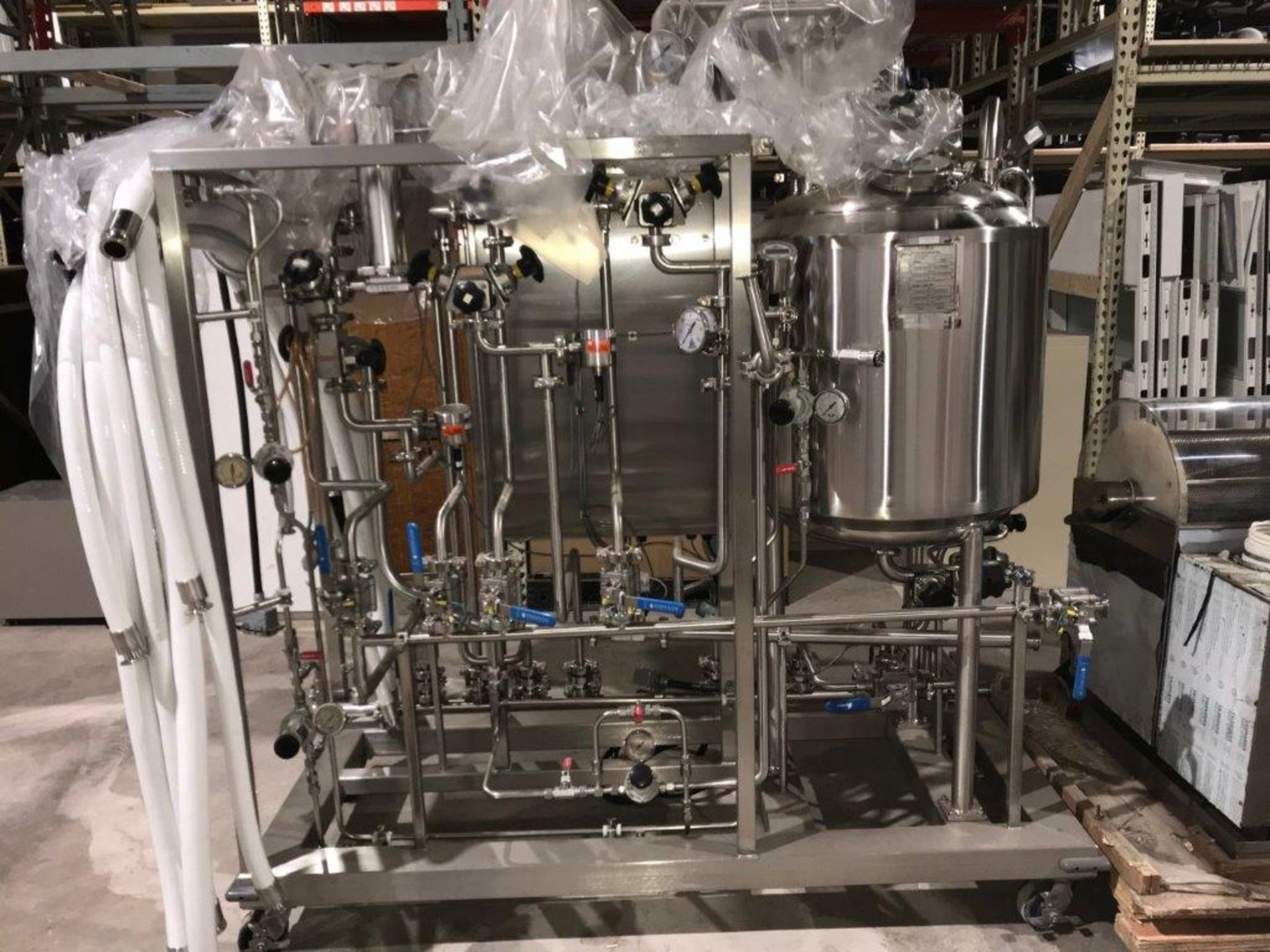 UNUSED 150 L INOX PRESSURE VESSEL/PARTIAL WATER FILTRATION SYSTEM.- LOCATION - AURORA, ONTARIO