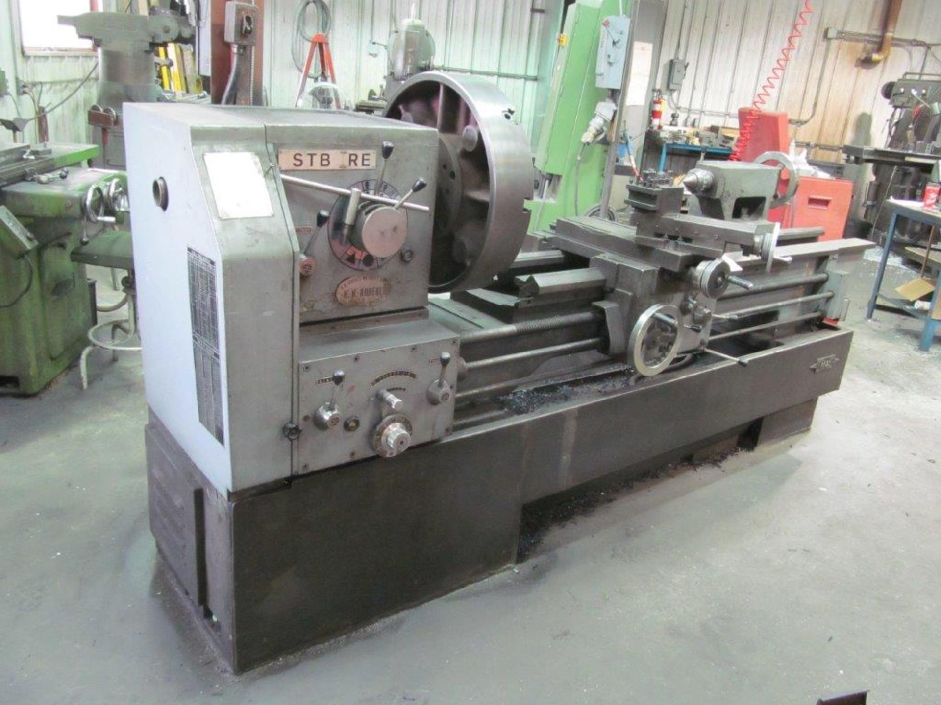 SATESTA (SPAIN) ENGINE LATHE 22" SWING X 60" - LOCATION, Hawkesbury, Ontario - Image 2 of 10