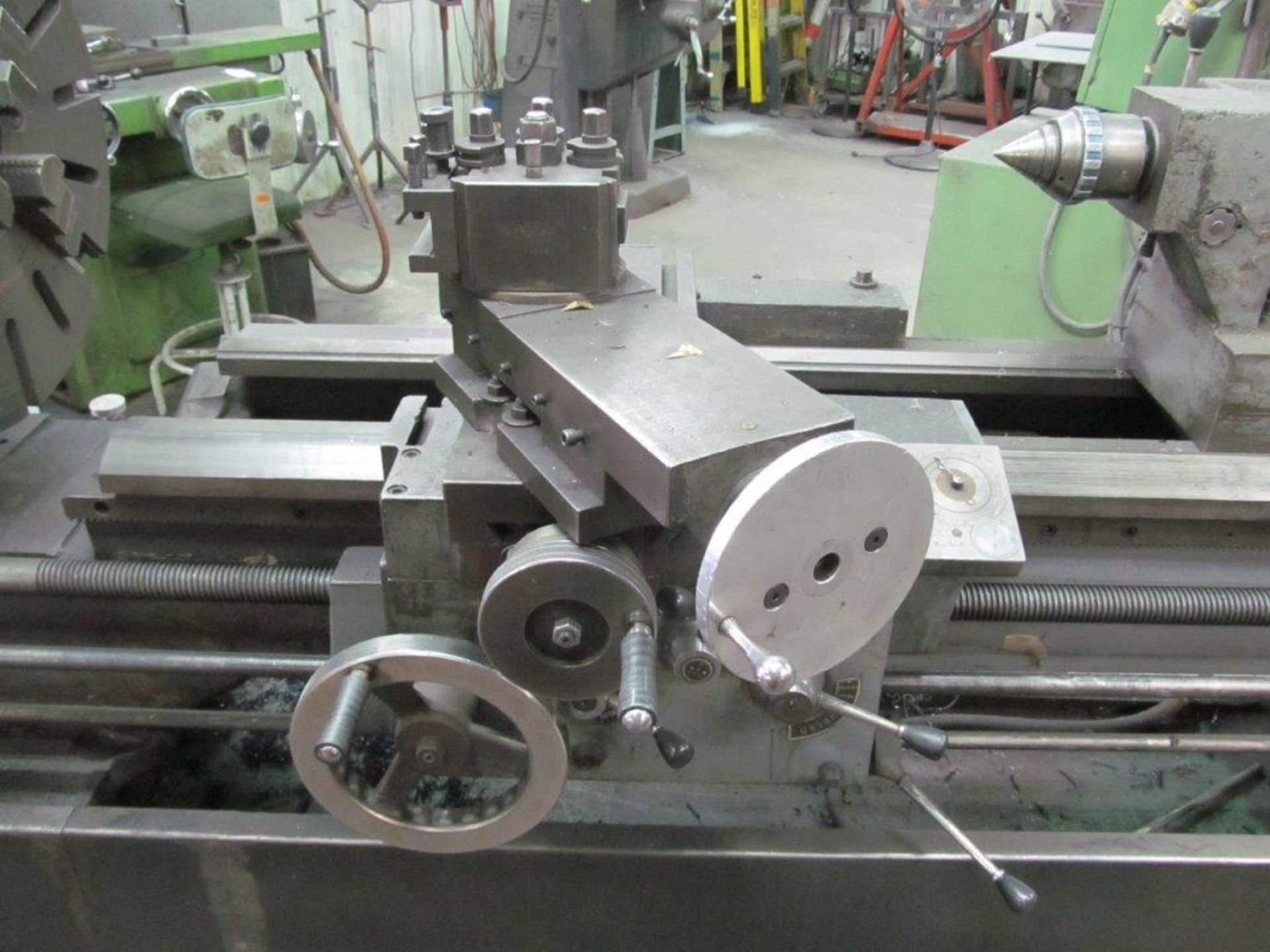 SATESTA (SPAIN) ENGINE LATHE 22" SWING X 60" - LOCATION, Hawkesbury, Ontario - Image 7 of 10