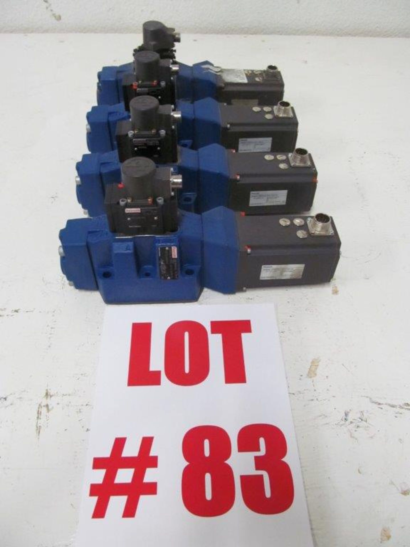 (1) LOT (4) REXROTH CONTROL VALVES, MODEL 4WRDV, 24V NG16 (3) NEW & (1) USED