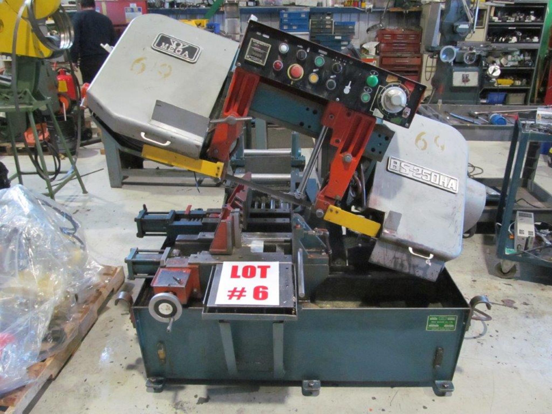 MEGA BAND SAW, HORIZONTAL, MODEL BS-250-HA, 10'' X 10'' AUTO - LOCATION, MONTREAL, QUEBEC