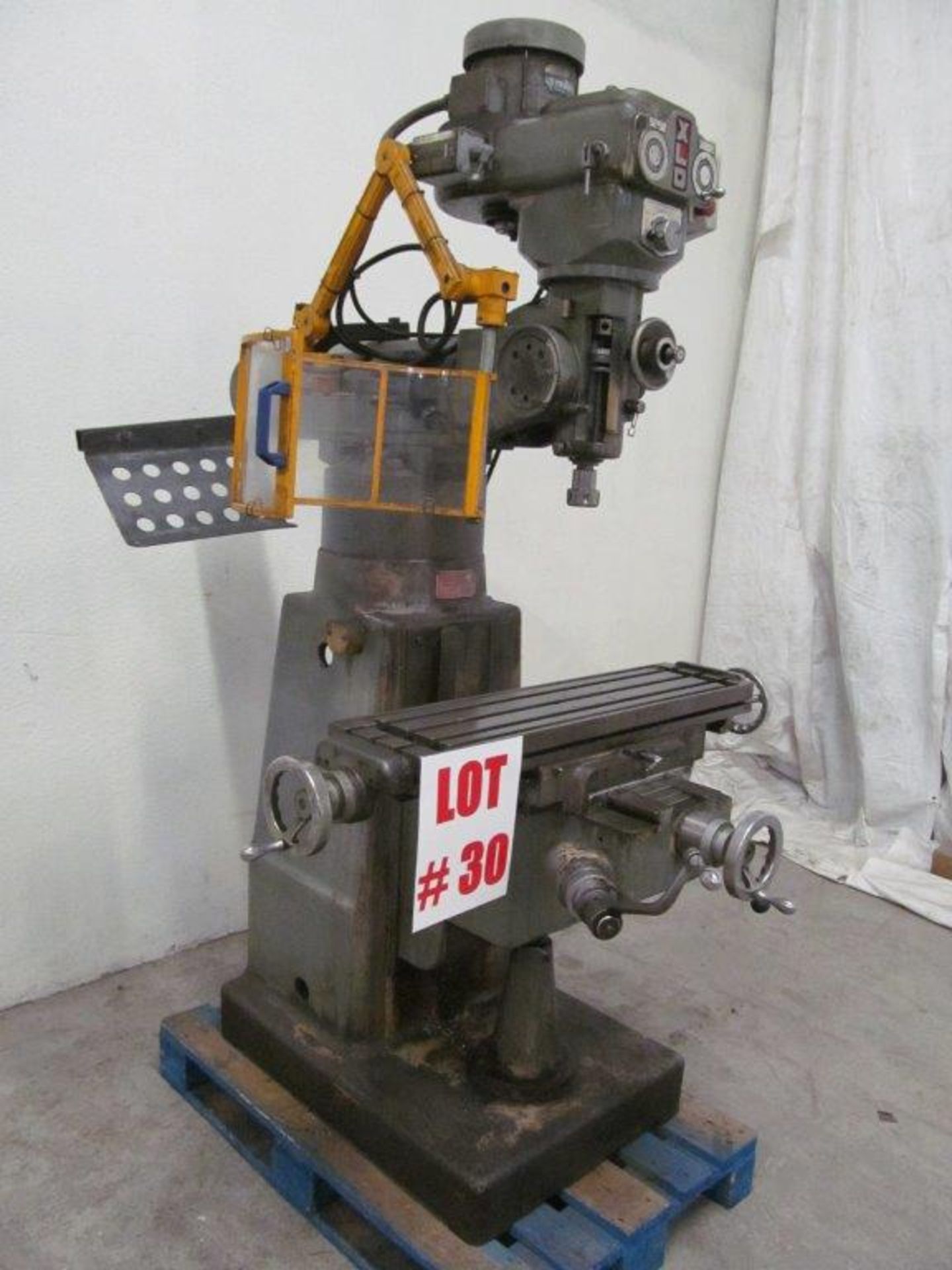 EX-CELL-O TURRET MILLING MACHINE, VARIABLE SPEED , MODEL 602 - LOCATION, HAWKESBURY, ONTARIO
