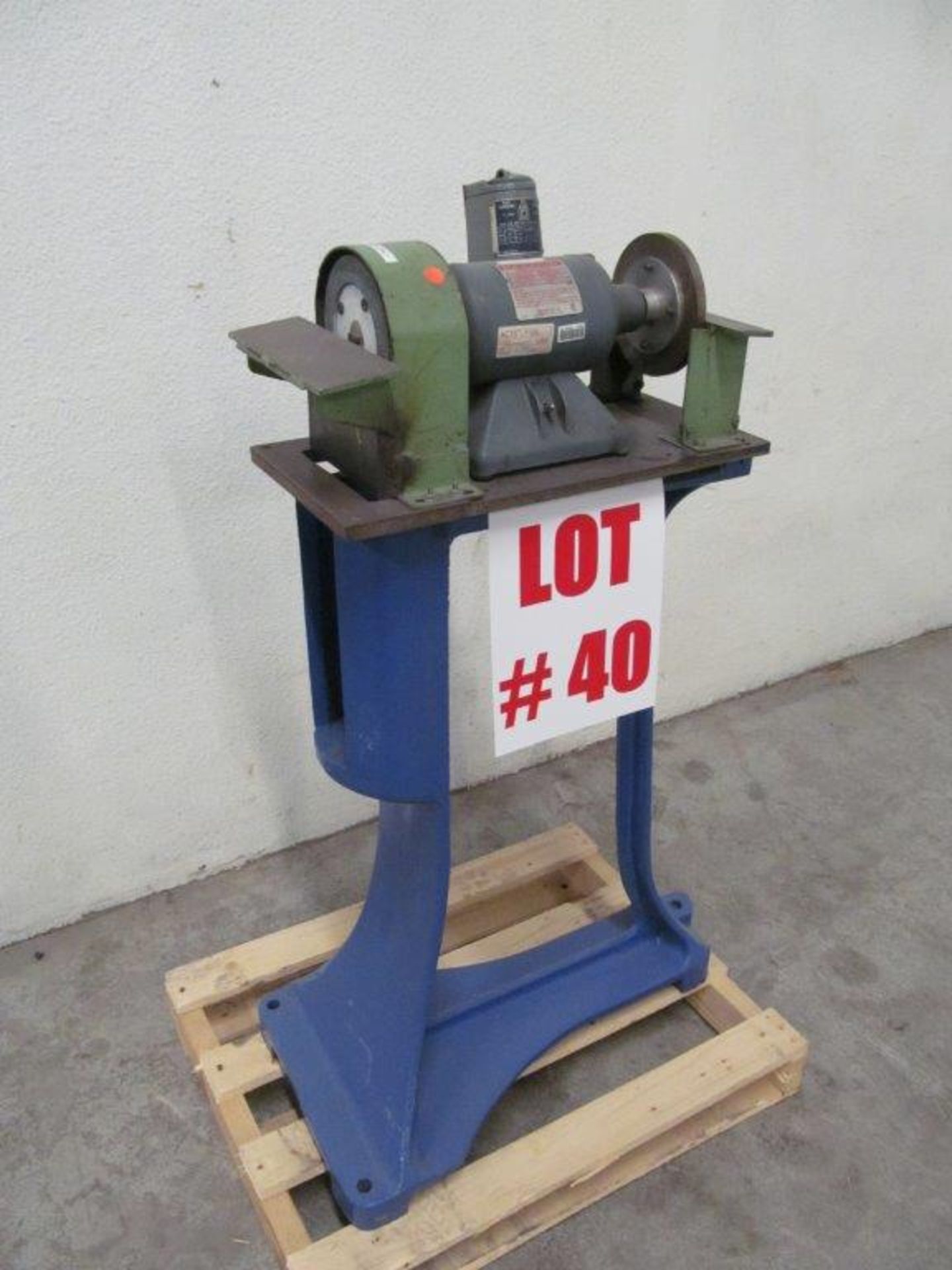 BALDOR GRINDER/BUFFER, 6'' DIAMETER, 115V/1PH/60C - LOCATION, HAWKESBURY, ONTARIO