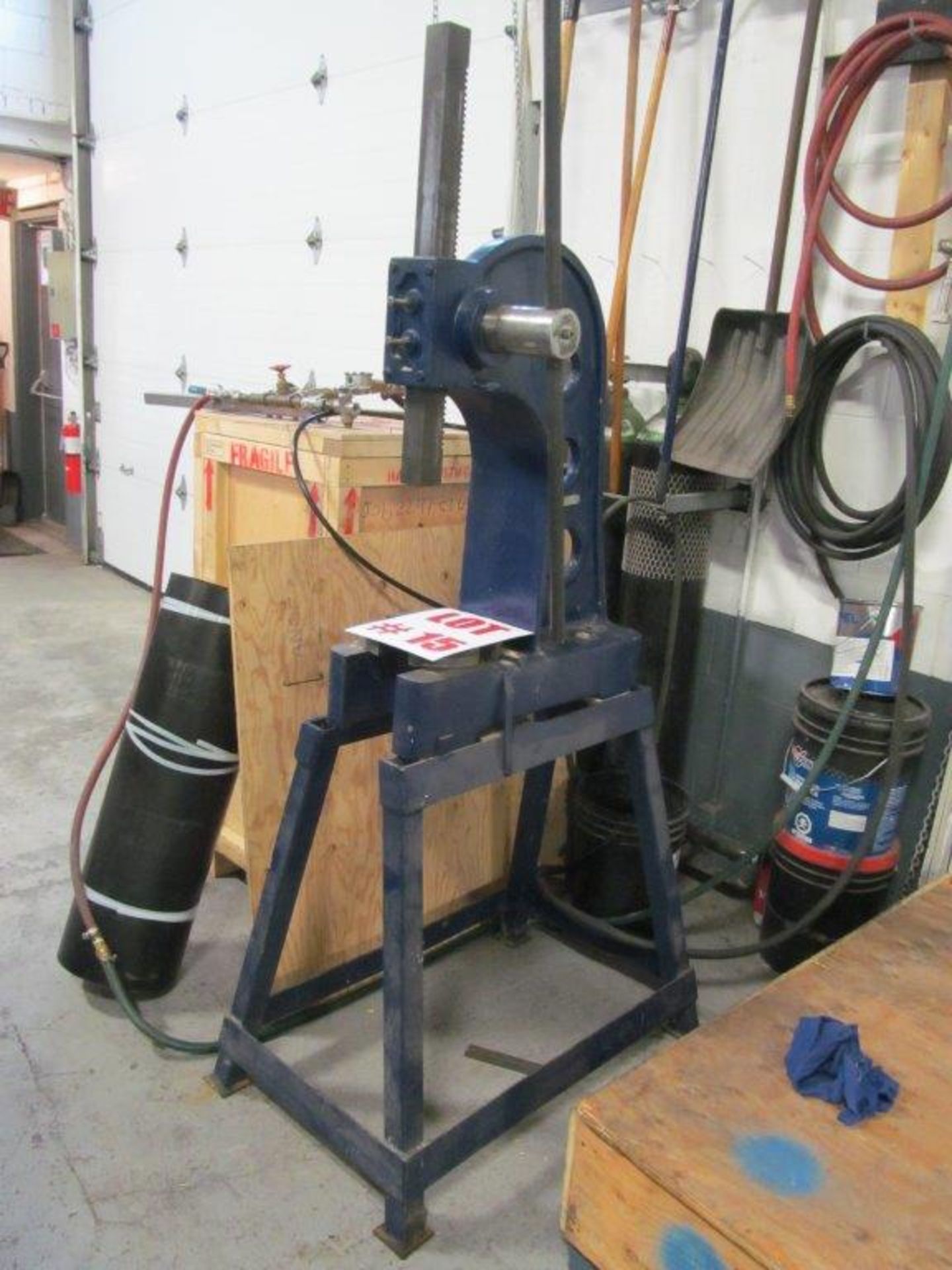 HEAVY DUTY ARBOR PRESS NO. 5, 5TON, C/W STAND (IN PLANT) - LOCATION, MONTREAL, QUEBEC