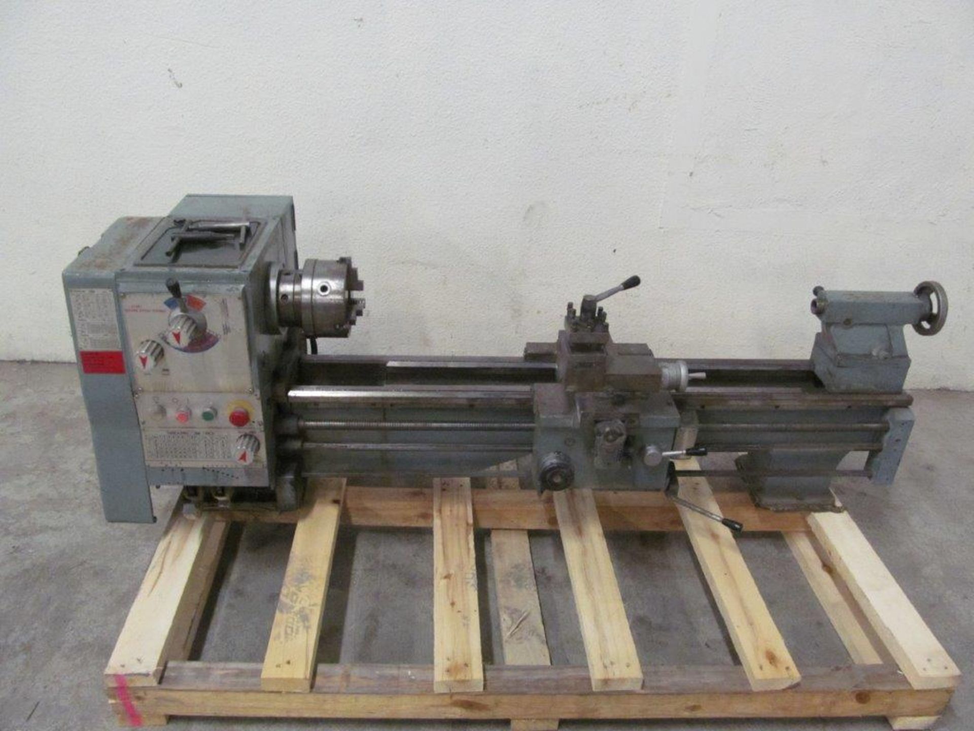 TOOLROOM LATHE, 13'' SWING X 40'' CENTERS, 6'' 3 JAW CHUCK - LOCATION, HAWKESBURY, ONTARIO - Image 2 of 5