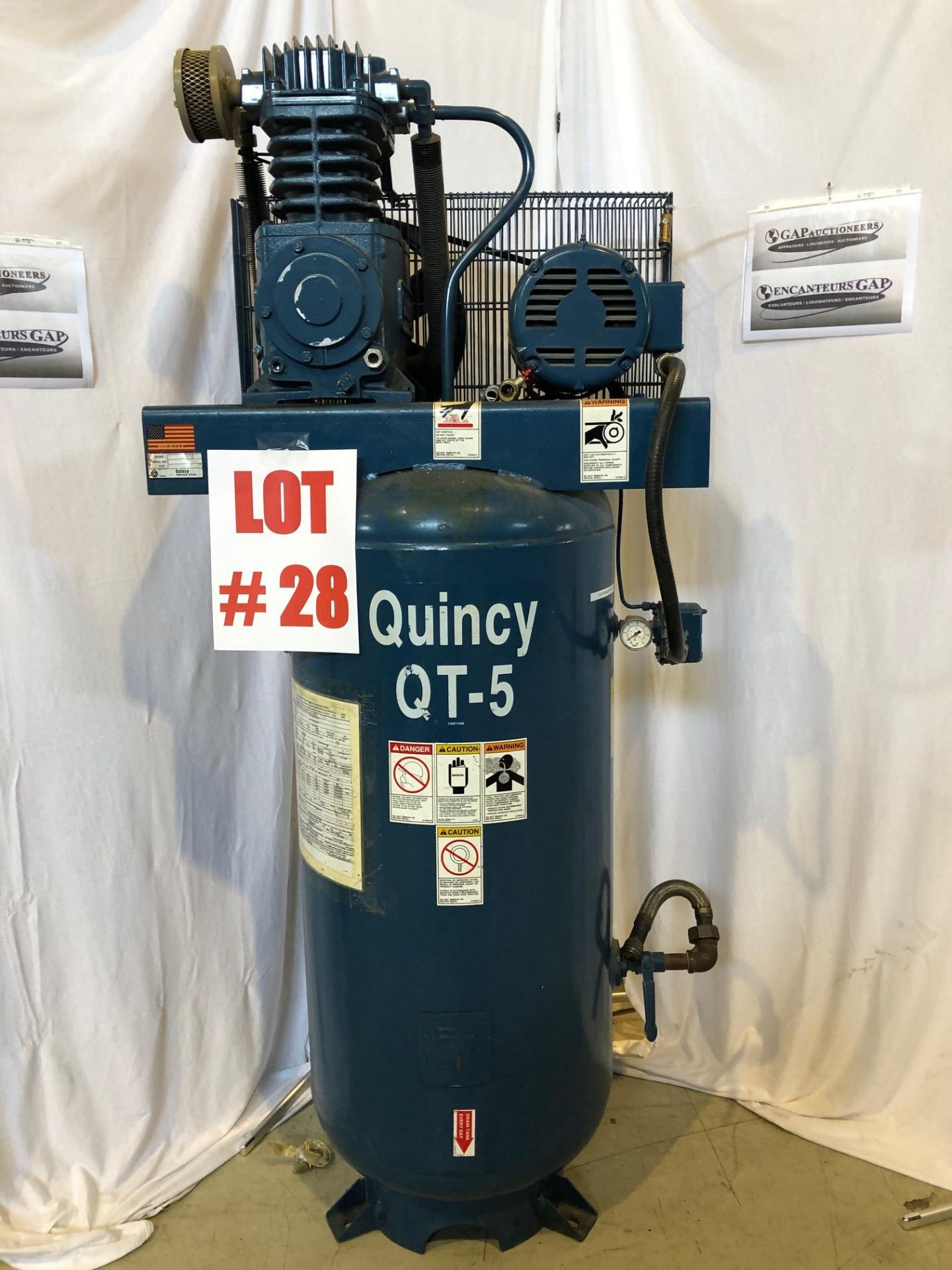 QUINCY COMPRESSOR, MODEL QT-5, S/N 5094298, 5HP - LOCATION, MONTREAL, QUEBEC - Image 3 of 6