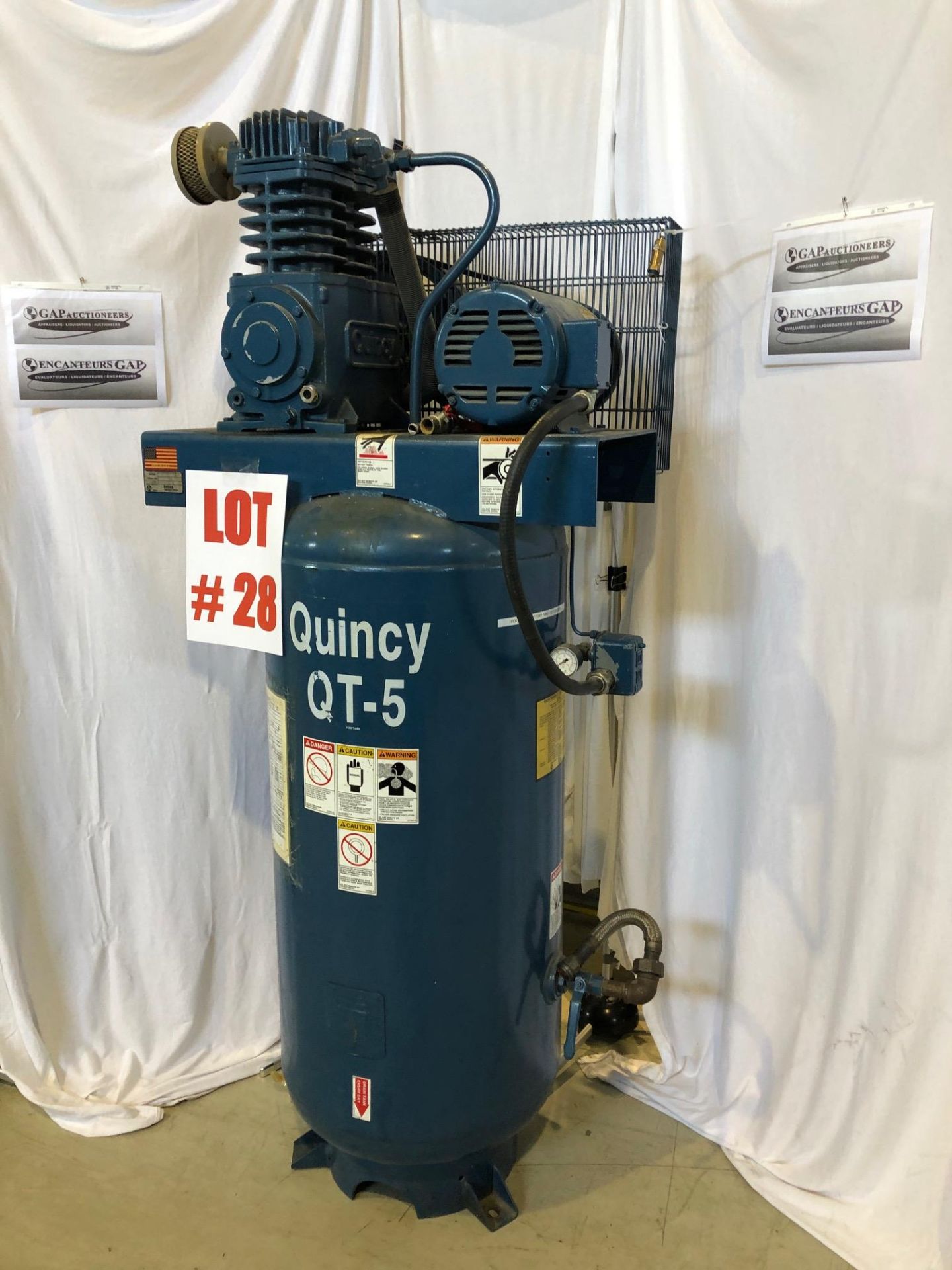 QUINCY COMPRESSOR, MODEL QT-5, S/N 5094298, 5HP - LOCATION, MONTREAL, QUEBEC - Image 2 of 6