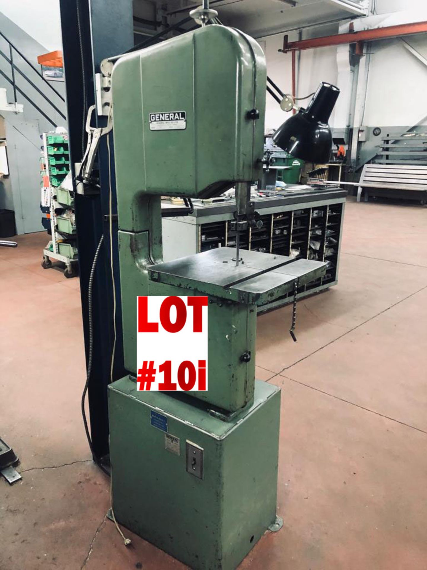 GENERAL VERTICAL BANDSAW, MODEL 590, 12'' - LOCATION, MONTREAL, QUEBEC