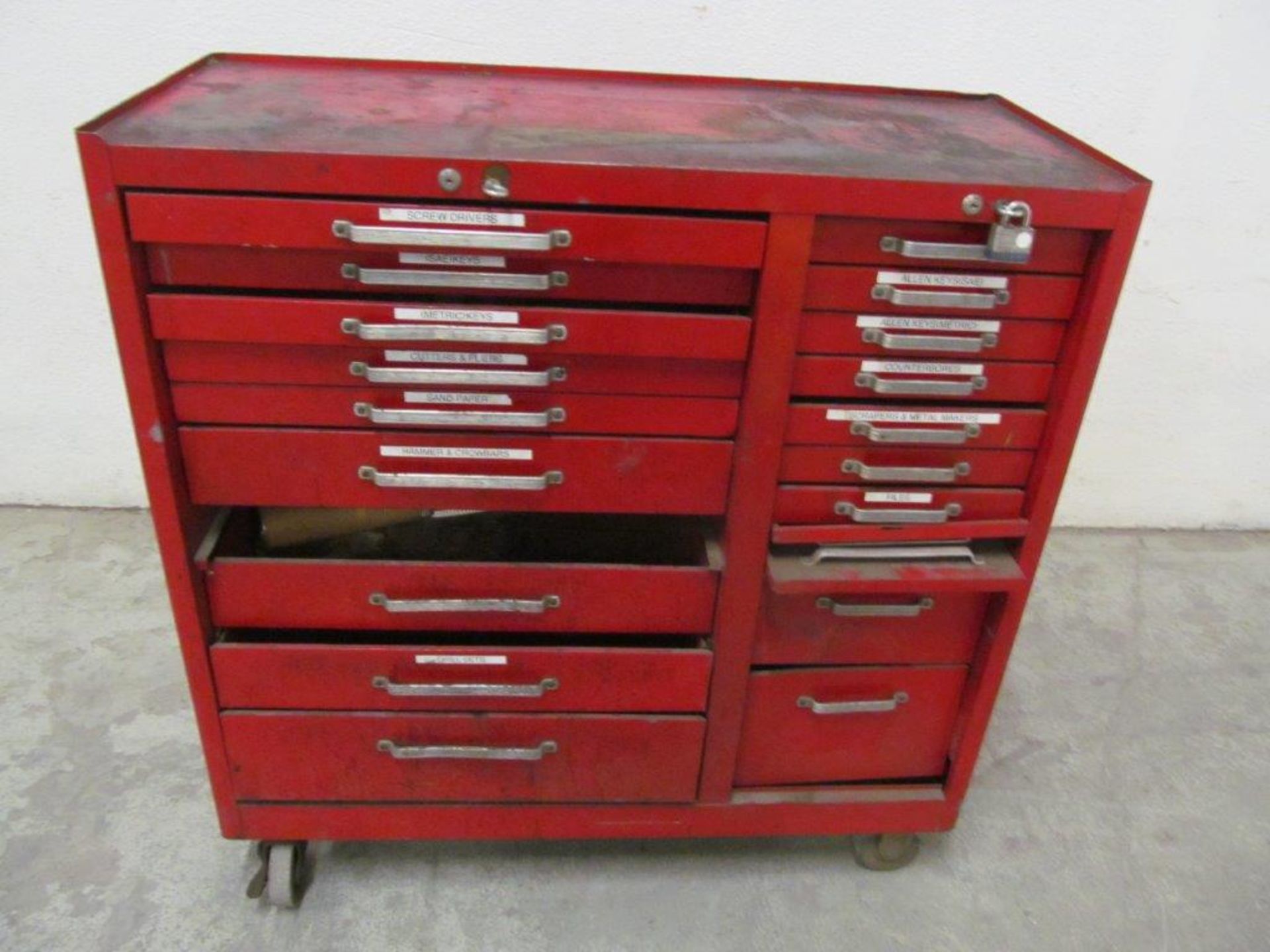 18 DRAWER TOOL CABINET, 18'' X 41'' X 42'' HIGH - HAWKESBURY, ONTARIO - Image 2 of 3