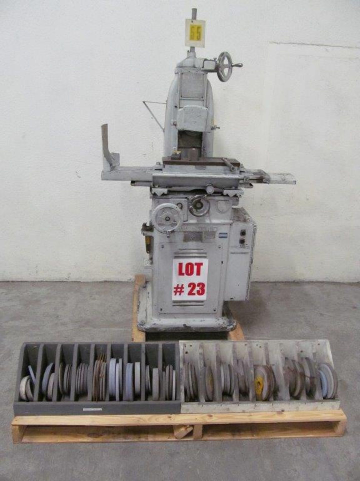 BROWN & SHARPE SURFACE GRINDER, MODEL 2B, 6'' X 18'' MAGNETIC TABLE - LOCATION - HAWKESBURY, ONTARIO