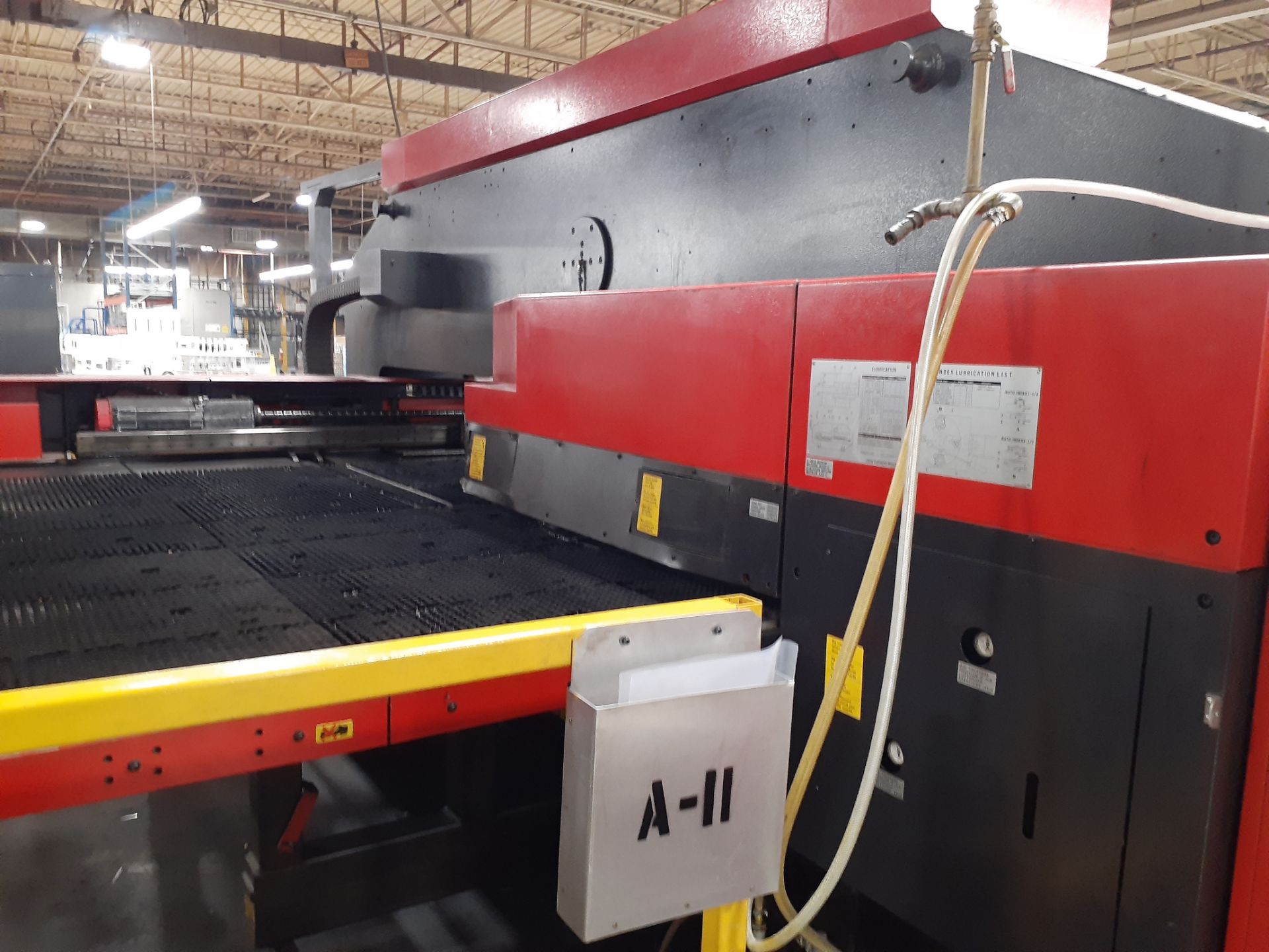 AMADA CNC TURRET PUNCH, MODEL VIPROS 358 KING II, 30 TON, 58 STATION - LOCATION - MONTREAL, QUEBEC - Image 2 of 9