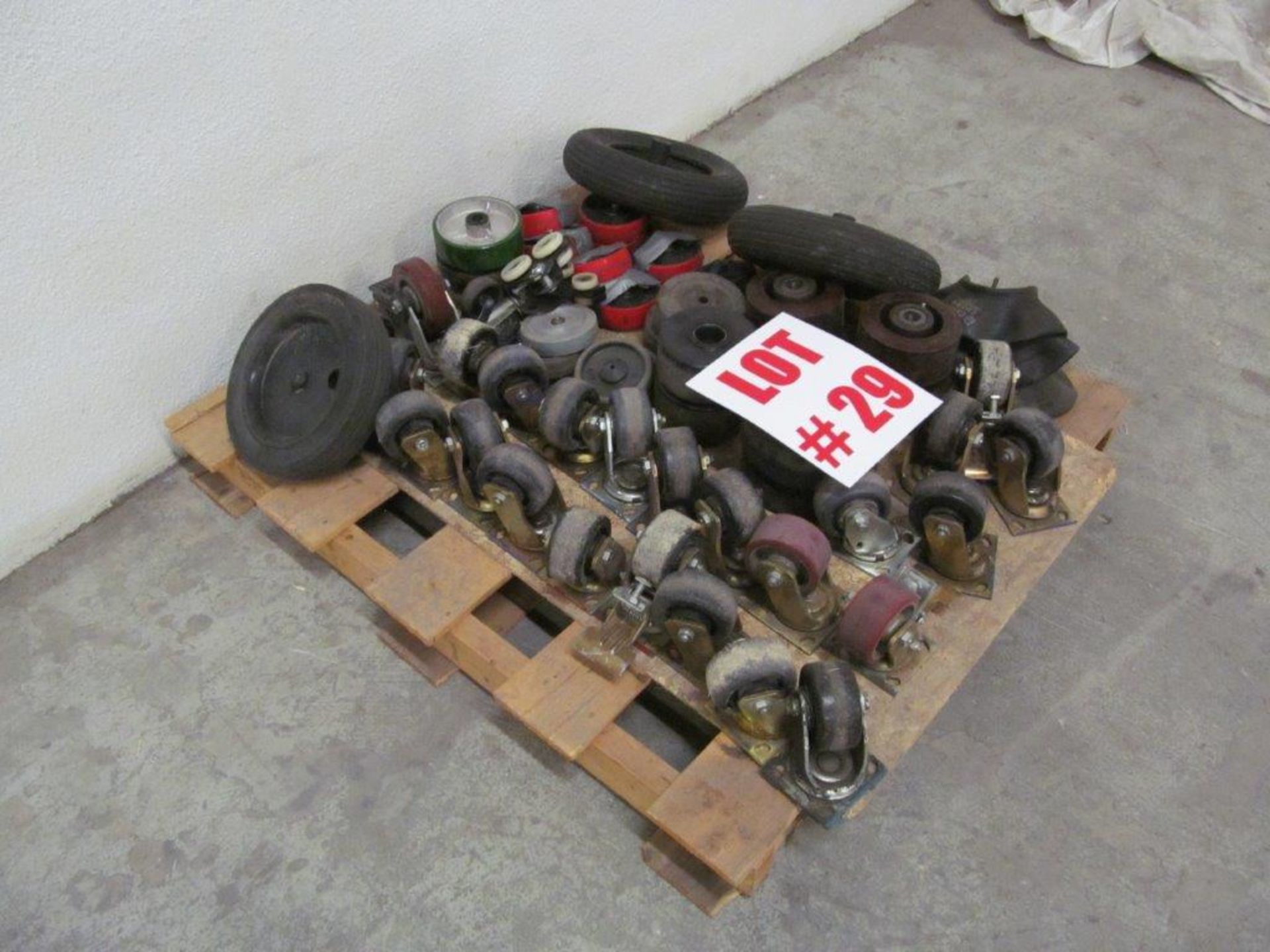 (1) LOT ASSORTED HEAVY DUTY CASTERS - LOCATION - HAWKESBURY, ONTARIO