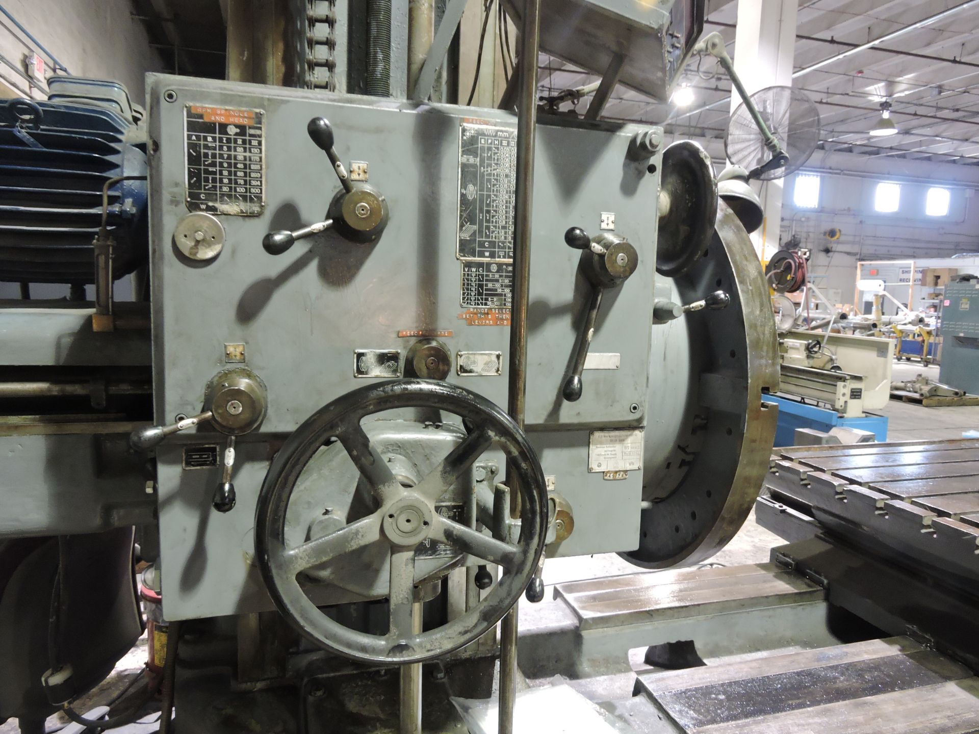 UNION MODEL BFT 100II HORIZONTAL BORING MILL S/N 7161, YEAR OF MANUF. 1958 - Image 3 of 5