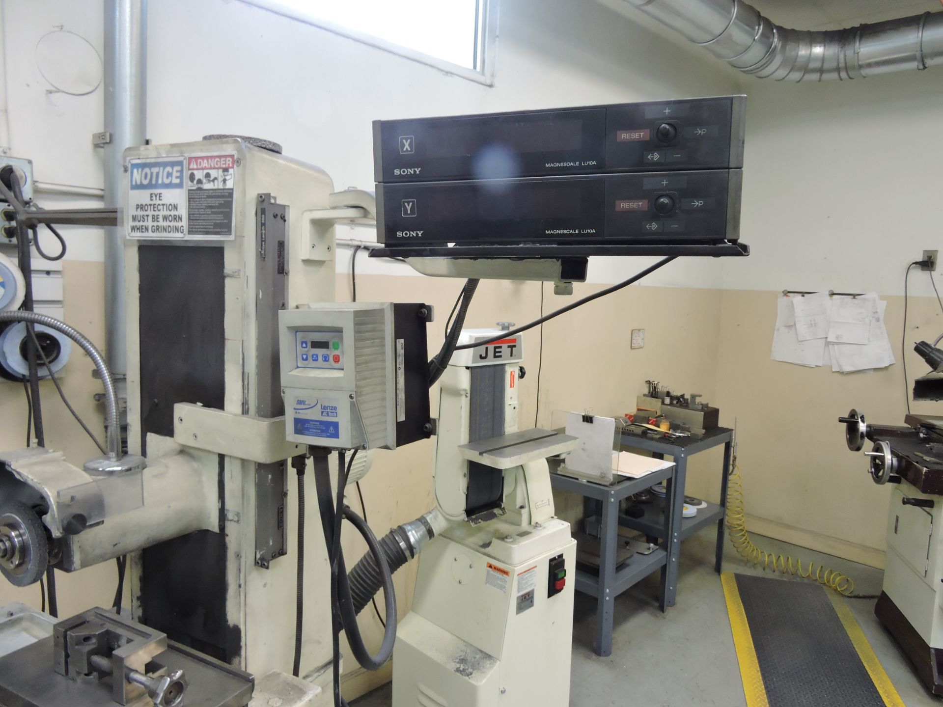 M.H.T. MODEL MSG-200MH SURFACE GRINDING MACHINE. S/N 88096723 - Image 3 of 3