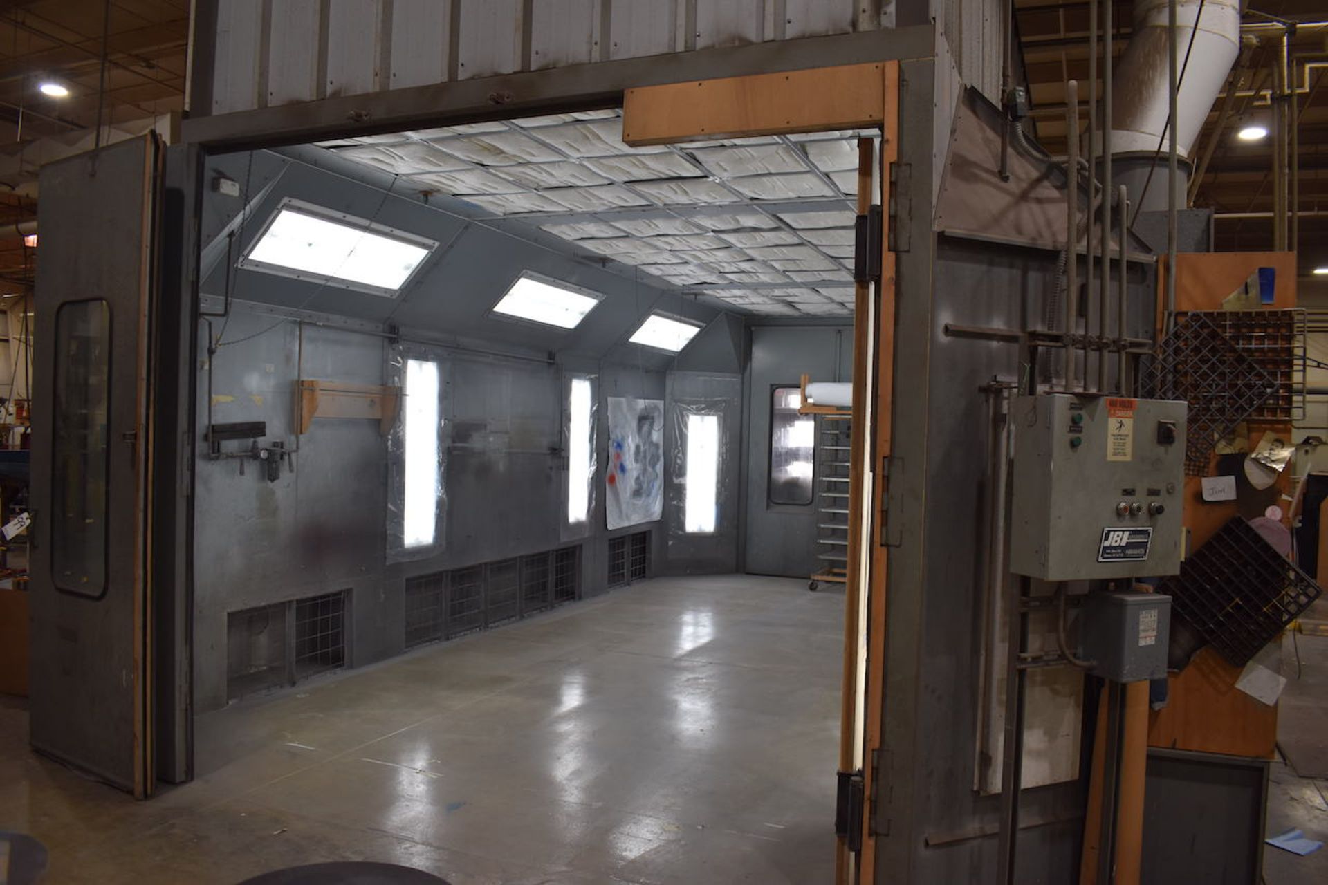 JBI Drive-Thru Spray Booth, with (2) Exhaust Fans & Lights, 24 long, 14 wide and 9 ft high ( - Image 3 of 6