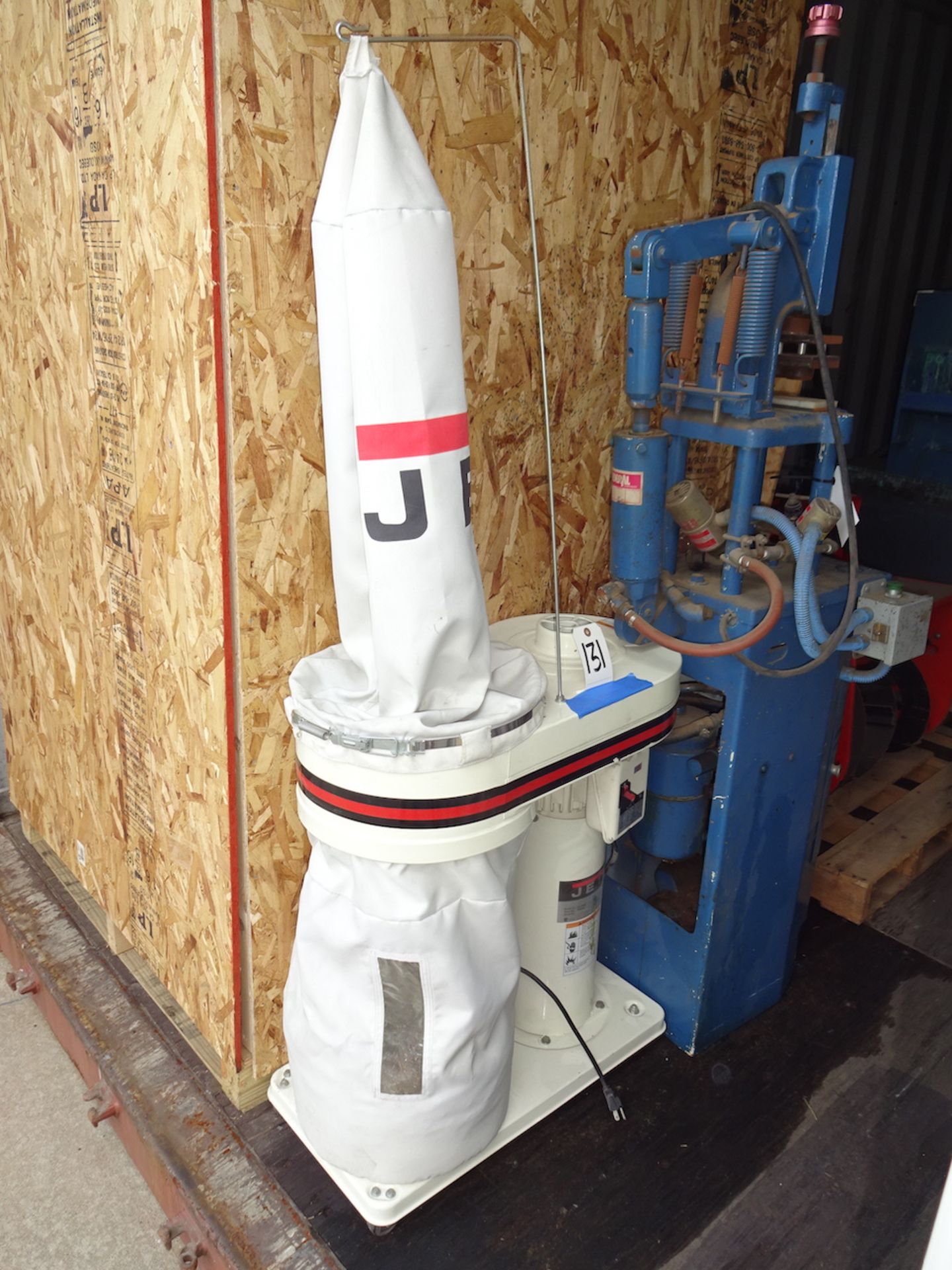 Jet Single-Unit Dust Collector (In Storage Container)