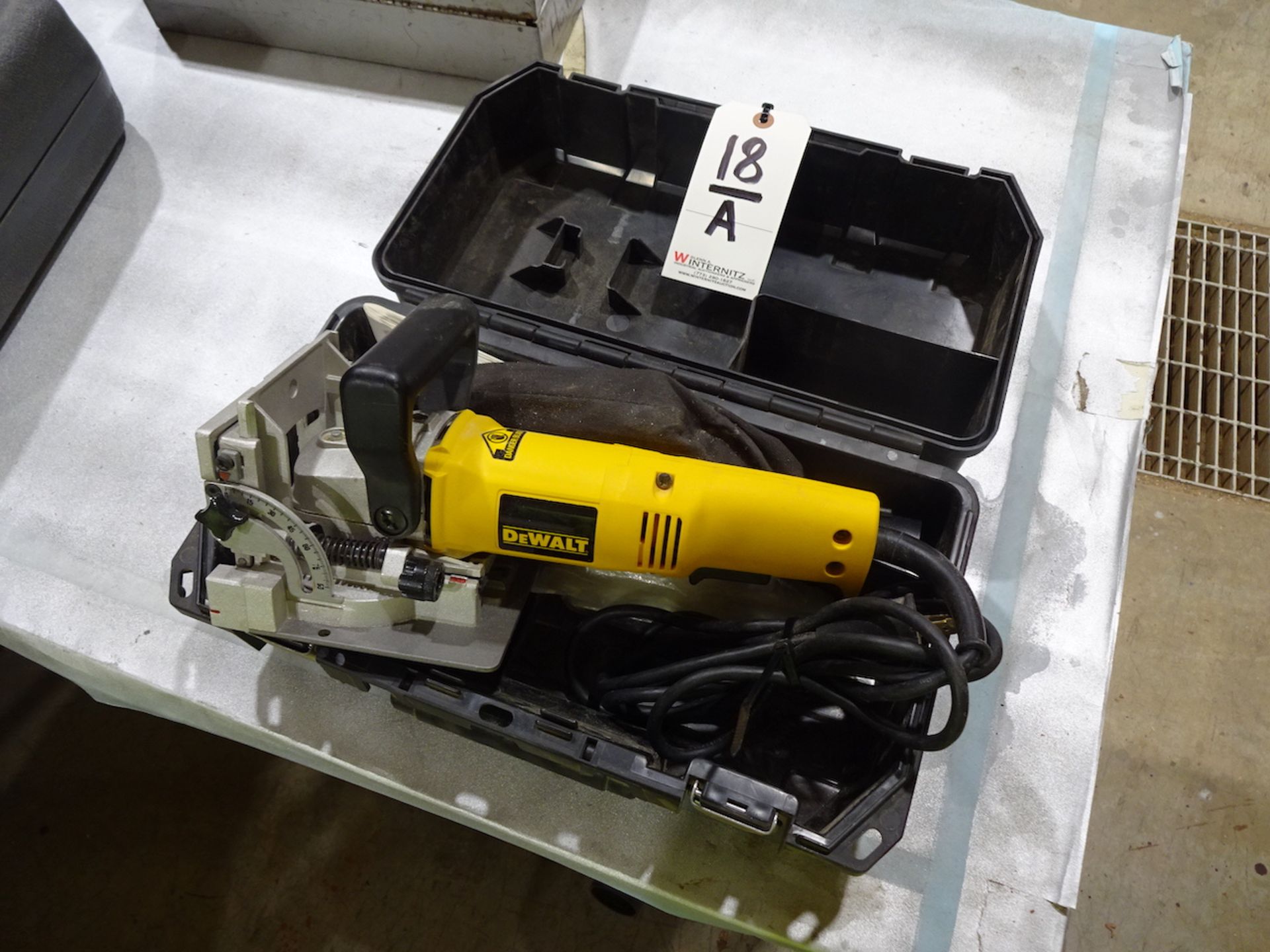 Dewalt Model DW682 Plate Joiner