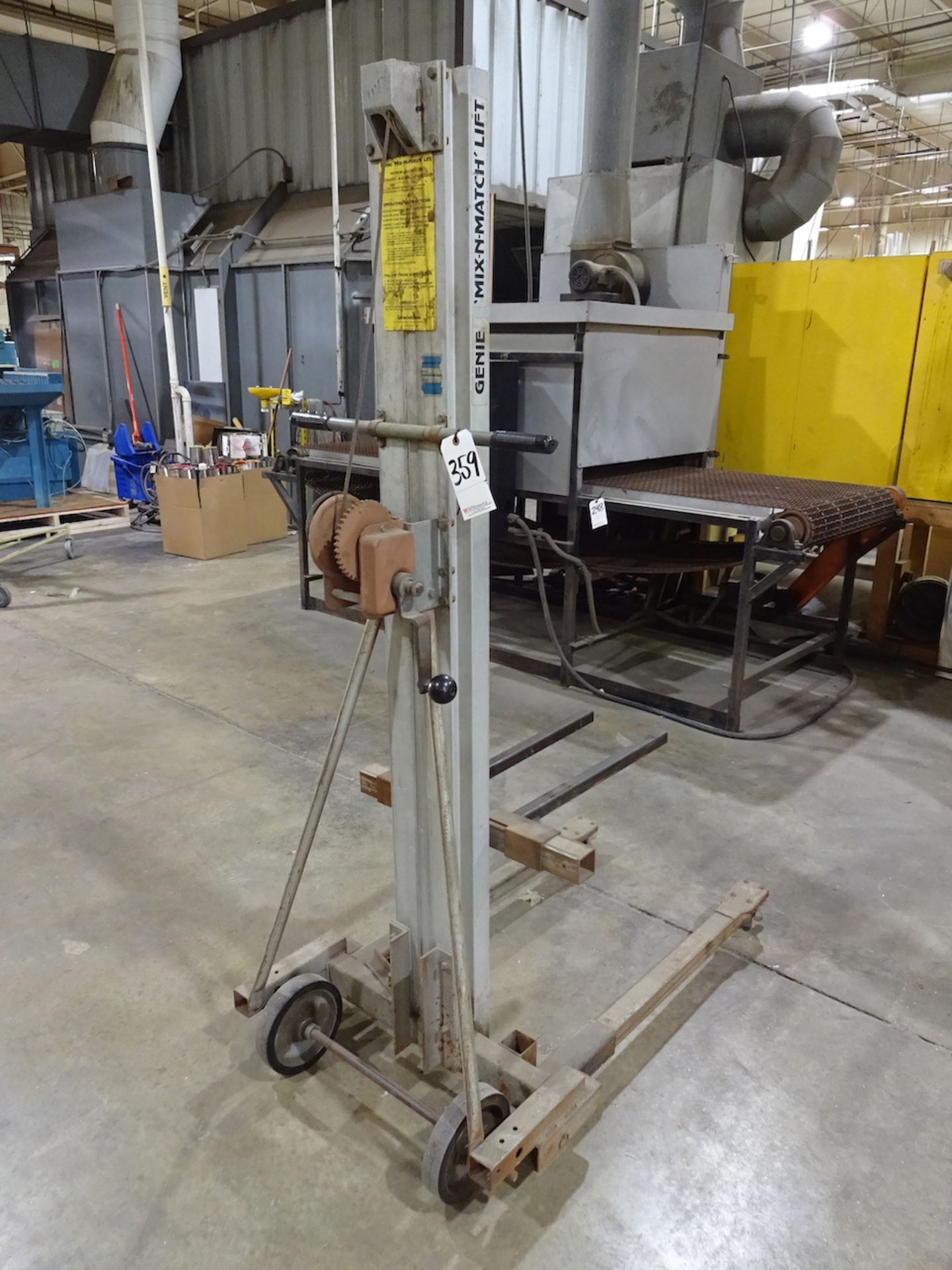 Genie M-5 Mix-N-Match Cable Type Lift, S/N 1170-756