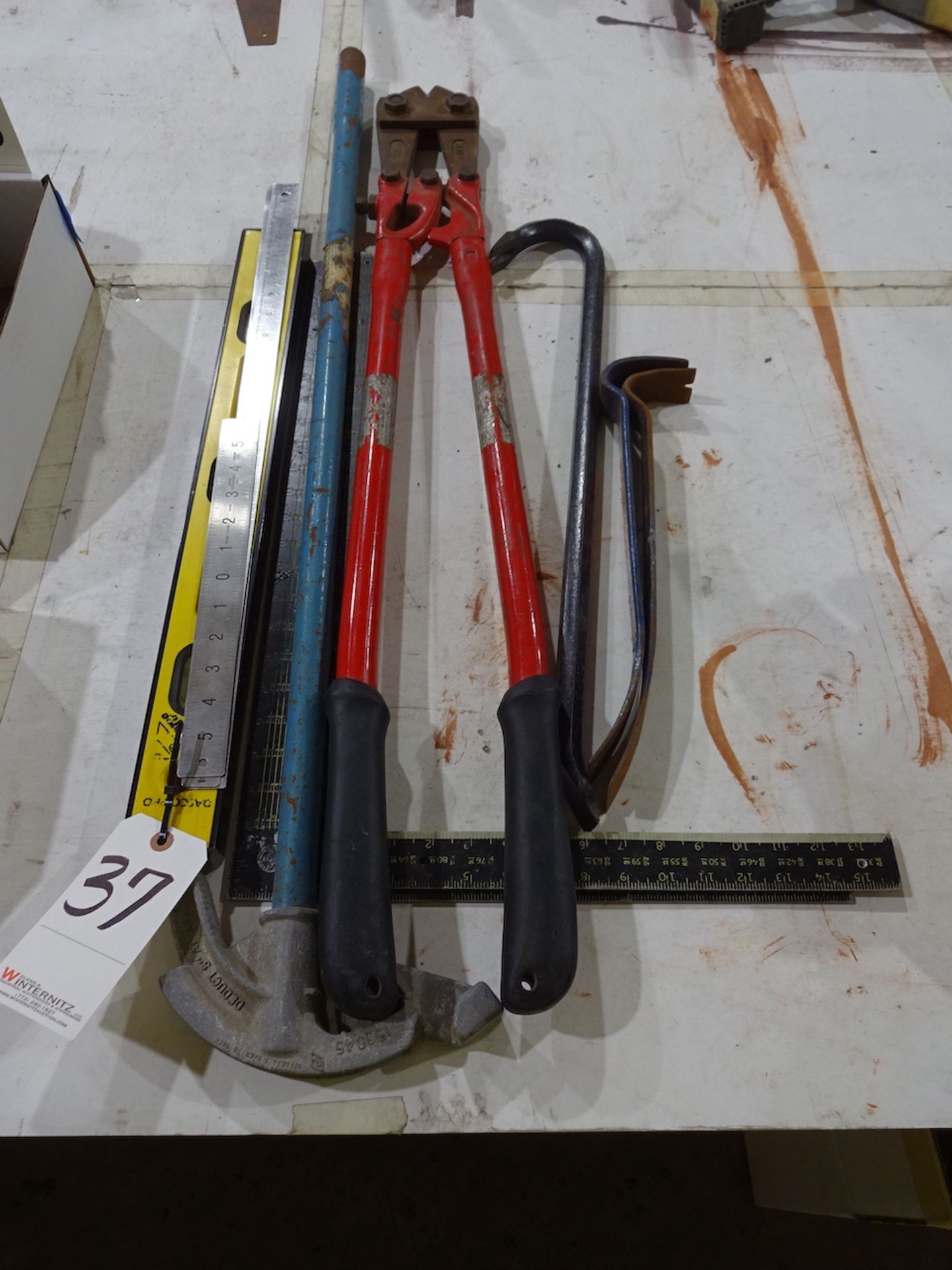 LOT: Bolt Cutters, Pipe Benders, Pry Bars, etc.