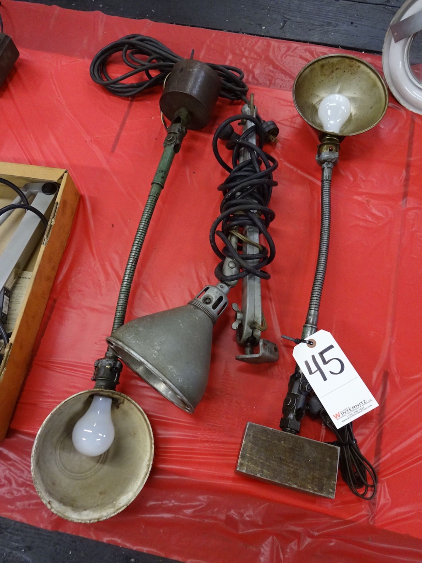 LOT: (3) Assorted Work Lights