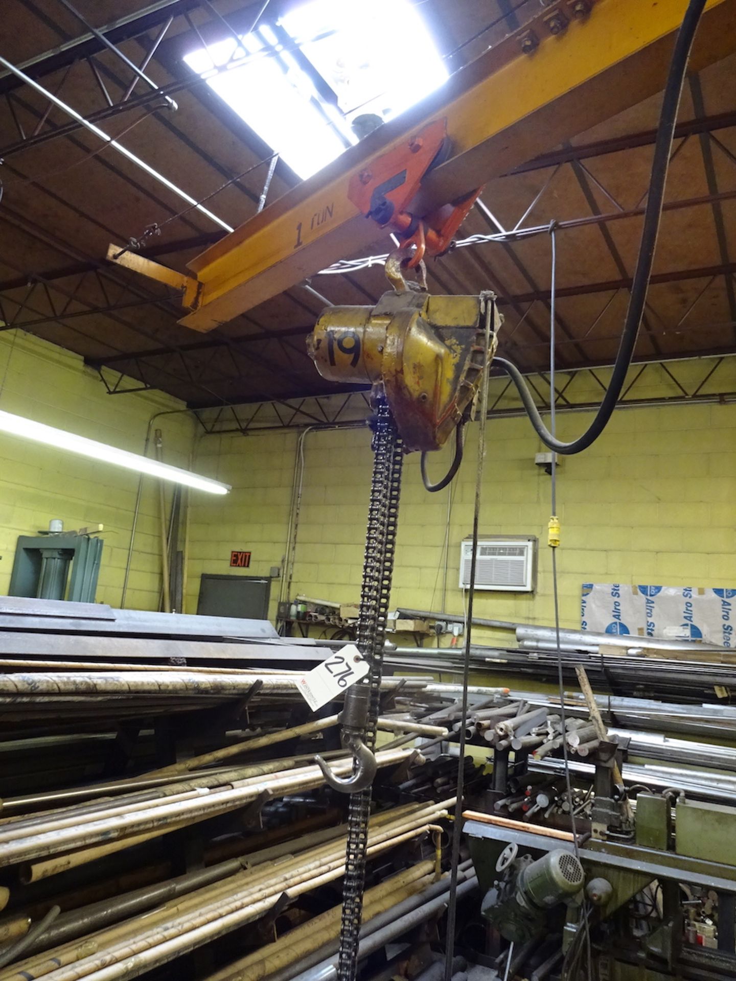 12 ft. (approx.) Post Mounted Jib Crane, with Yale 1 Ton Electric Hoist (delay removal ten days) - Image 2 of 3