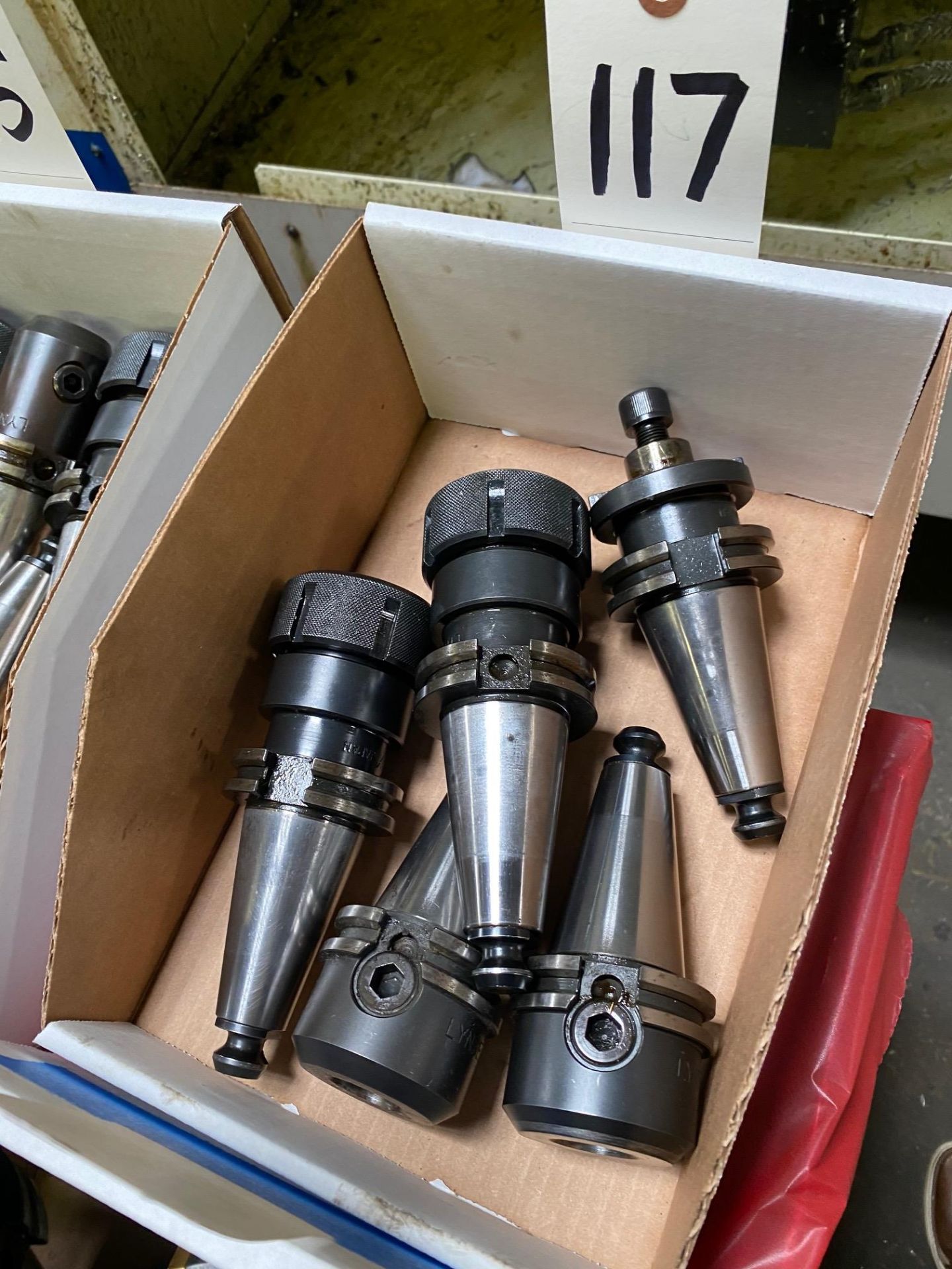 LOT: (5) Assorted Lyndex 40 Taper Tool Holders