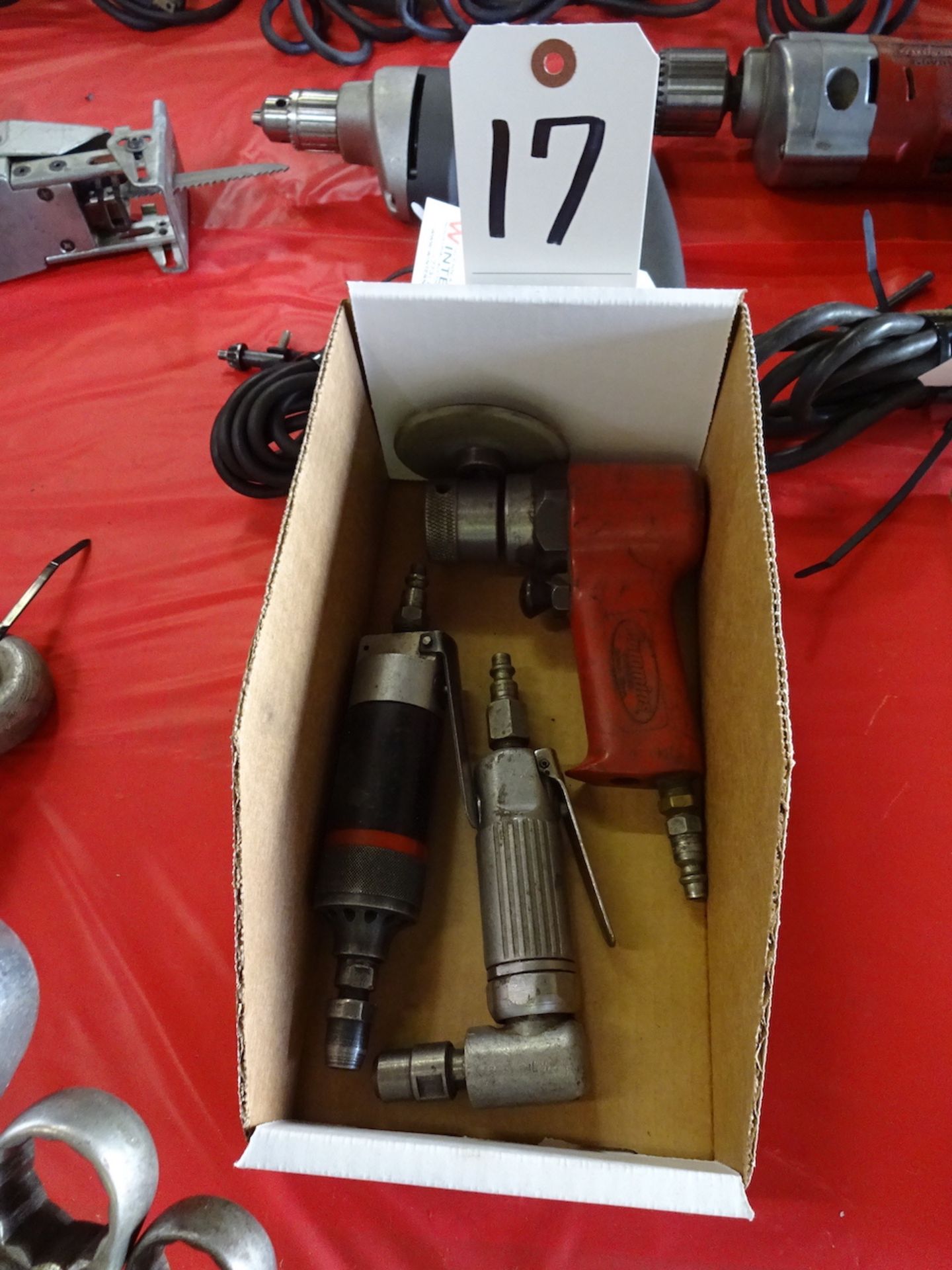 LOT: Assorted Pneumatic Tools