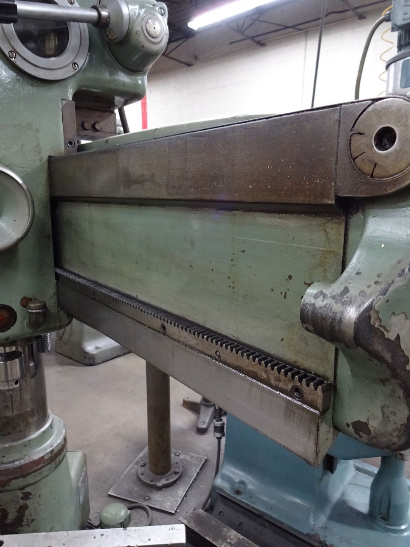 Caser 7-1/2 in. Column x 3 ft. (approx.) Radial Arm Drill, S/N N/A, 24 in. x 18 in x 14 in. T-Slot - Image 6 of 6