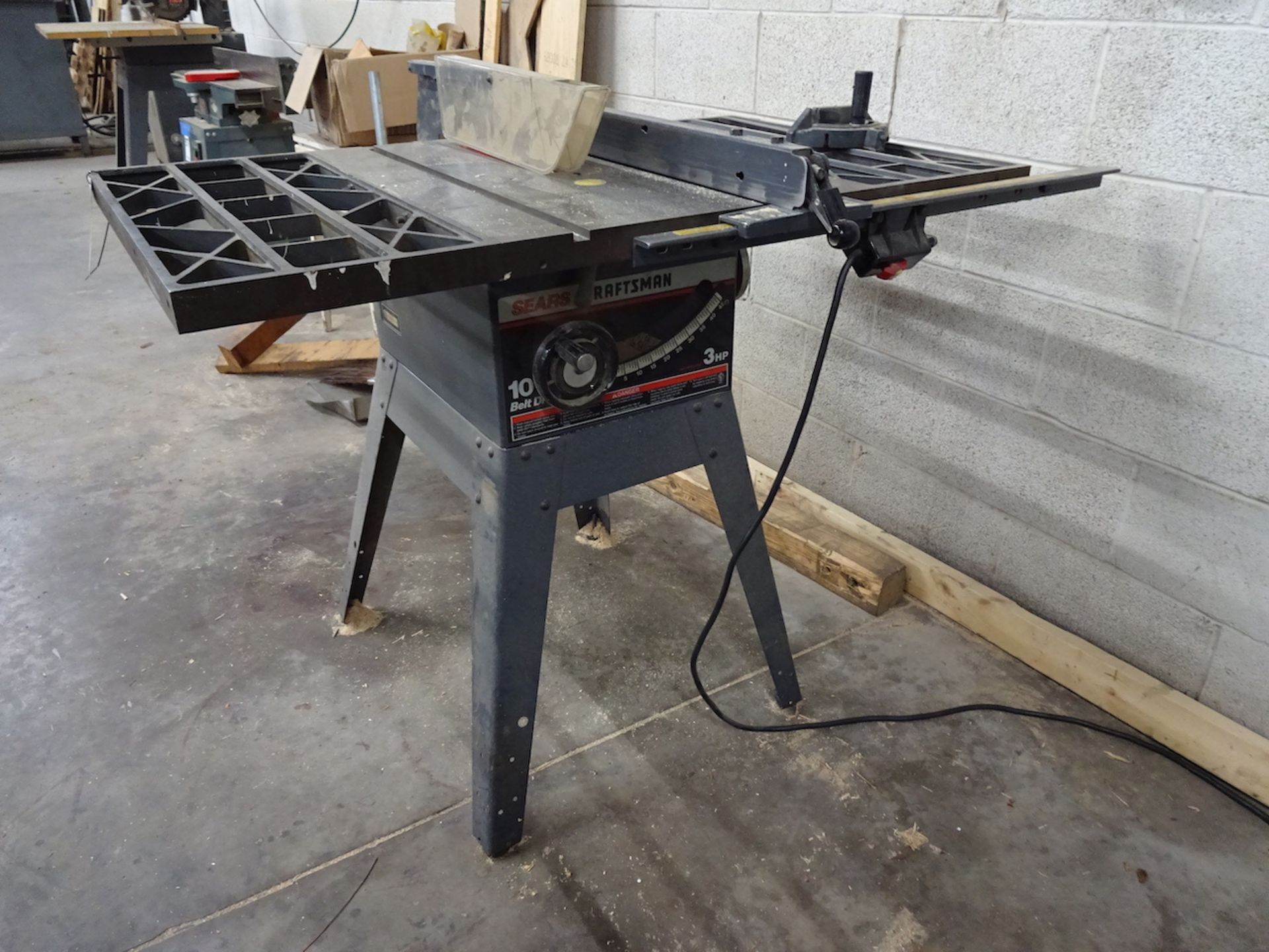 Sears Craftsman 10 in. 3 HP Belt Drive Table Saw - Image 2 of 2